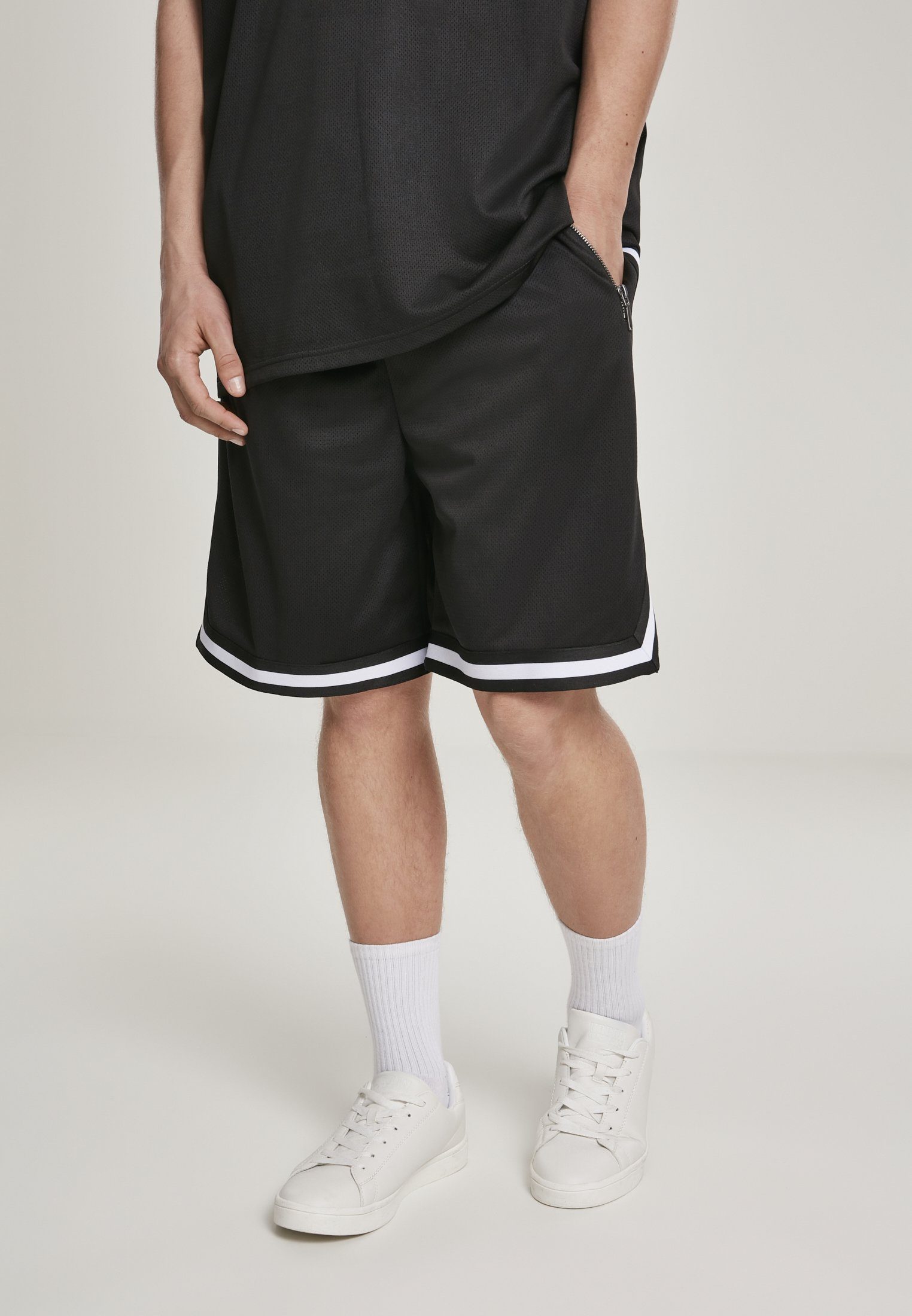 URBAN CLASSICS Shorts Herren Premium Stripes Mesh Shorts (1-tlg) TB2891 black Premium Stripes