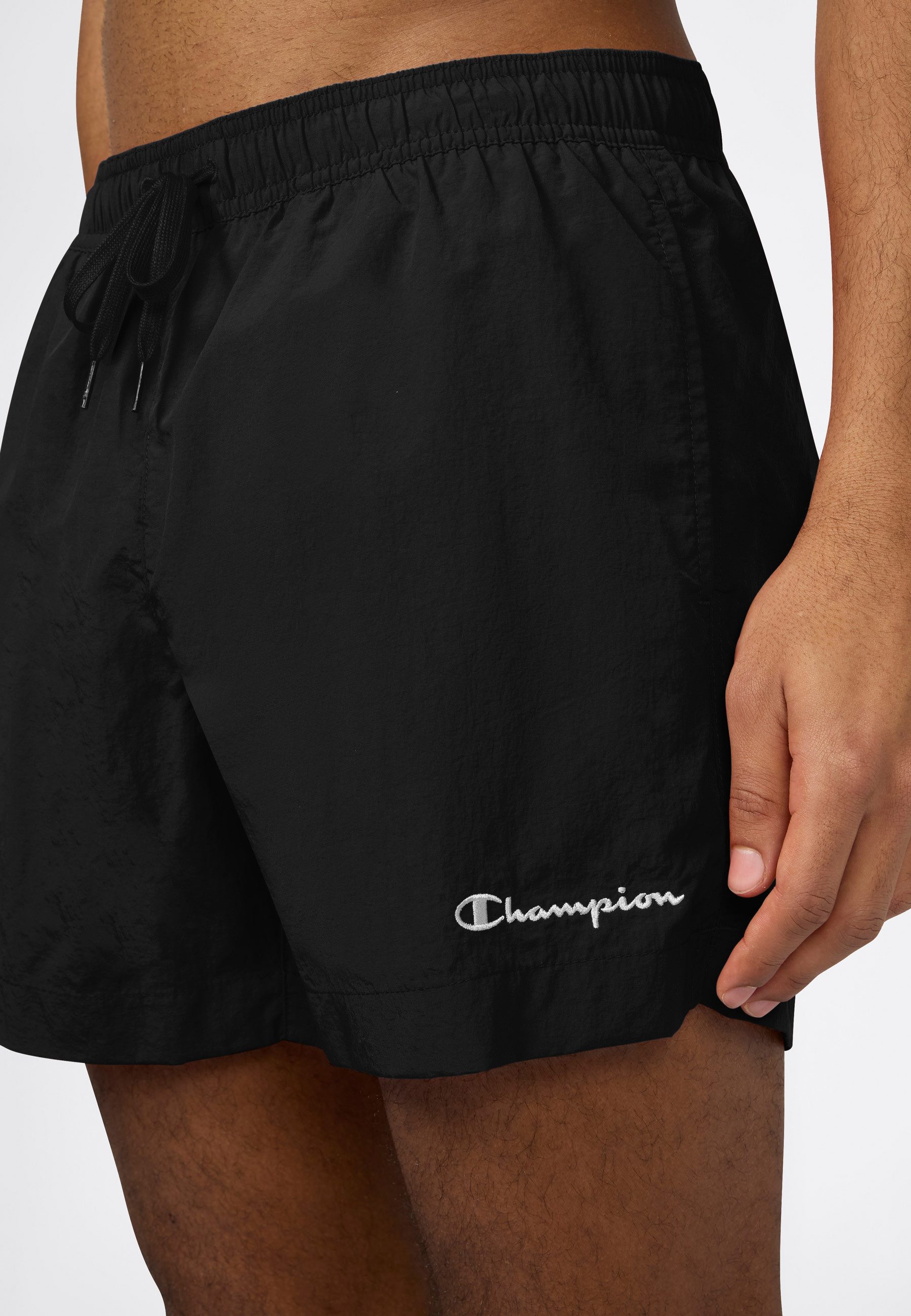 Champion Badeshorts Beachshort Standard Fit schnelltrocknendes Material, aus Polyamid, bequeme Passform