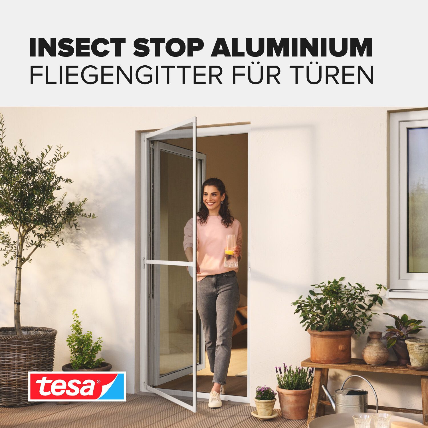 tesa Insektenschutz-Tür, (Komplett-Set, 1-St., INSECT STOP Fliegengitter Tür - 100 cm x 220 cm, Weiß), Insektengitter mit Aluminium-Rahmen - Tür Insektenschutz