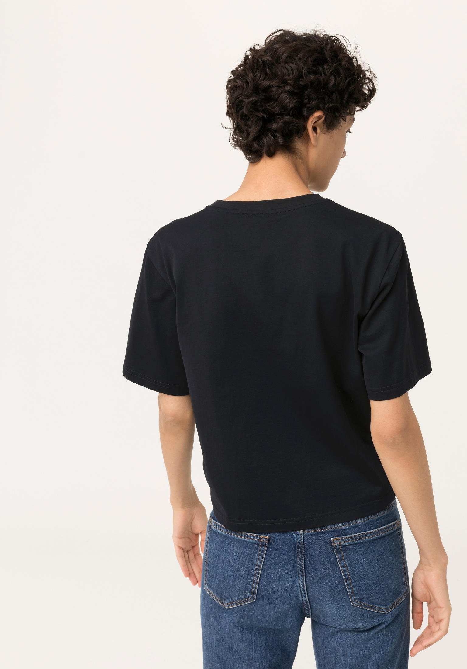 reiner aus Hessnatur schwarz Kurzarm Bio-Baumwolle T-Shirt