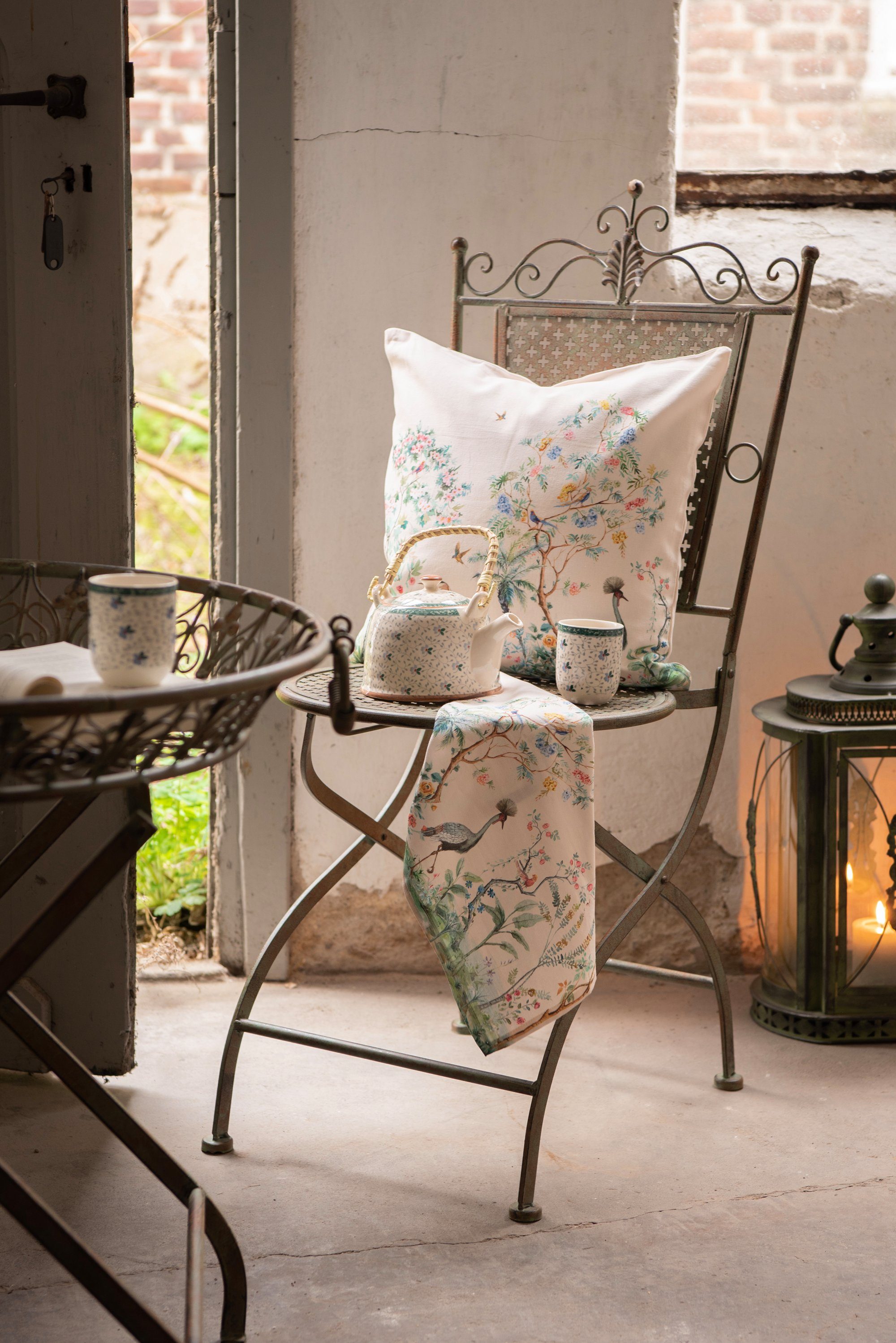 Clayre & Eef Kochschürze Birds in Paradise, (Set, 1-tlg., 1-teilig), Küchenschürze Nackenband aufgesetzte Tasche ca.70x85cm Baumwolle