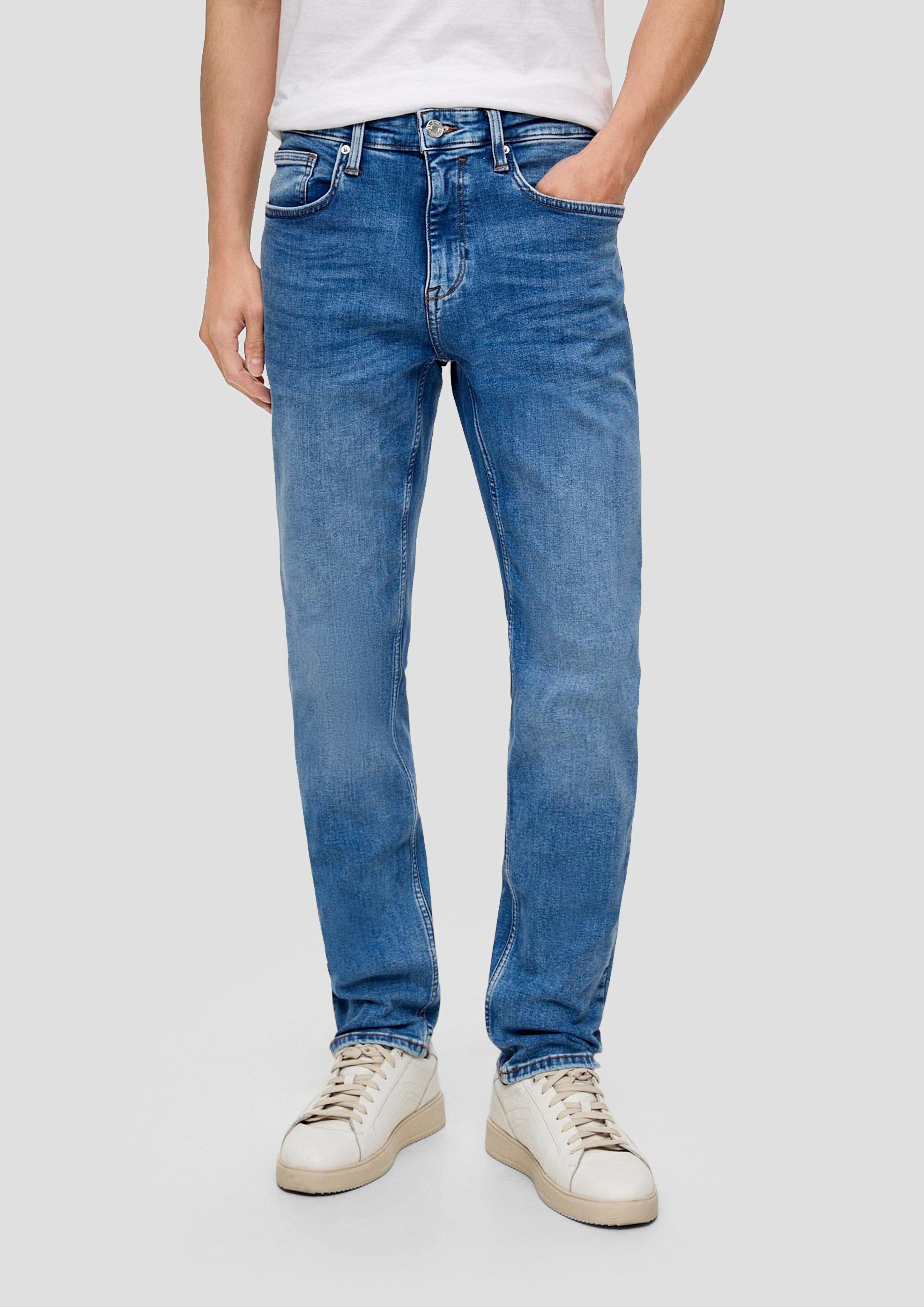 s.Oliver Stoffhose Jeans Nelio / Slim Fit / Mid Rise / Slim Leg Waschung, Label-Patch, Kontrastnähte blau