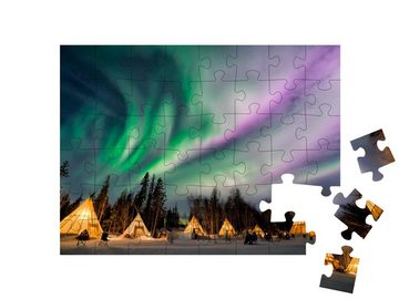 puzzleYOU Puzzle Nordlicht im Aurora Village in Yellowknife, 48 Puzzleteile, puzzleYOU-Kollektionen