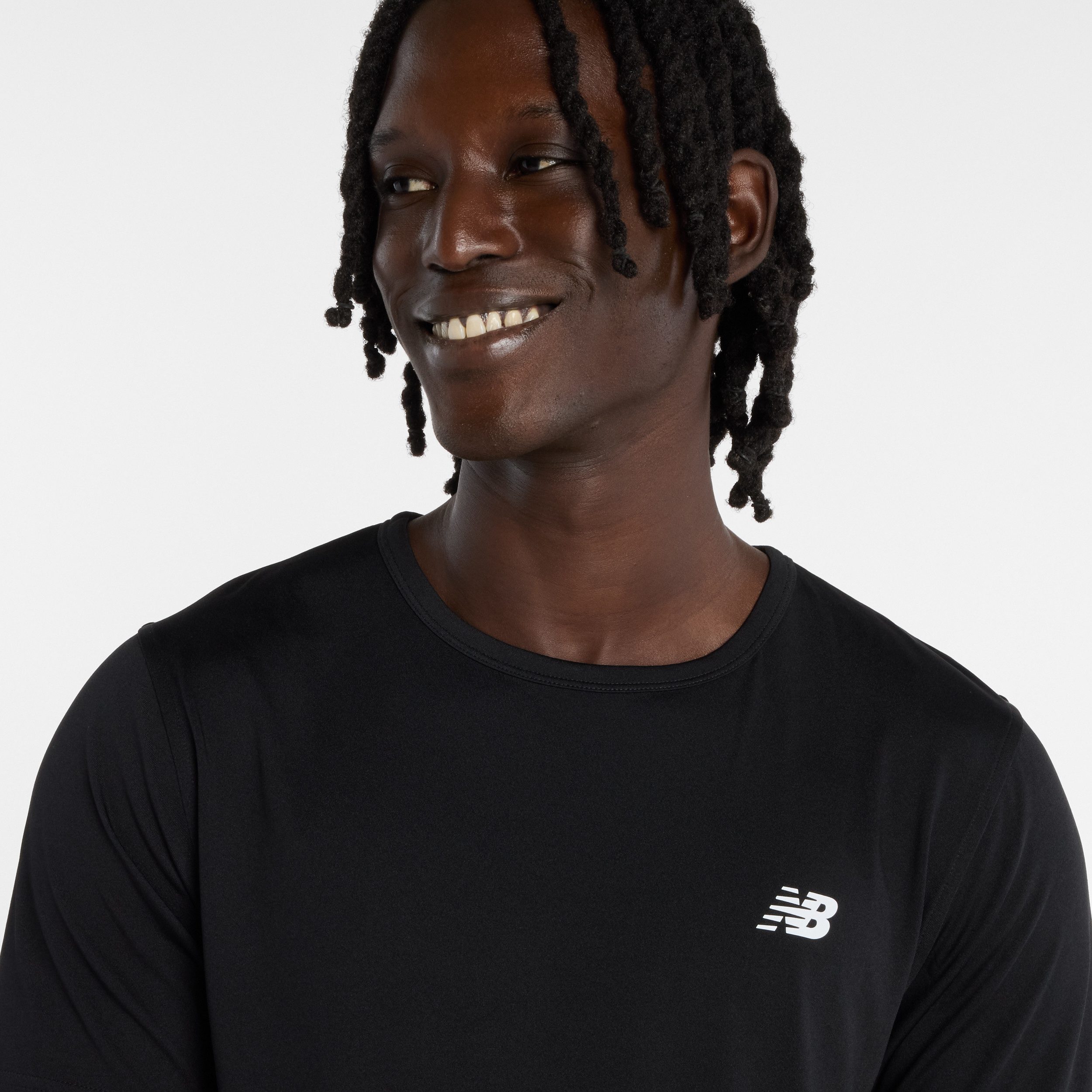 New Balance Trainingsshirt SPORT ESSENTIALS UTILITY T-SHIRT atmungsaktiv, schnell trocknend, aus Polyester