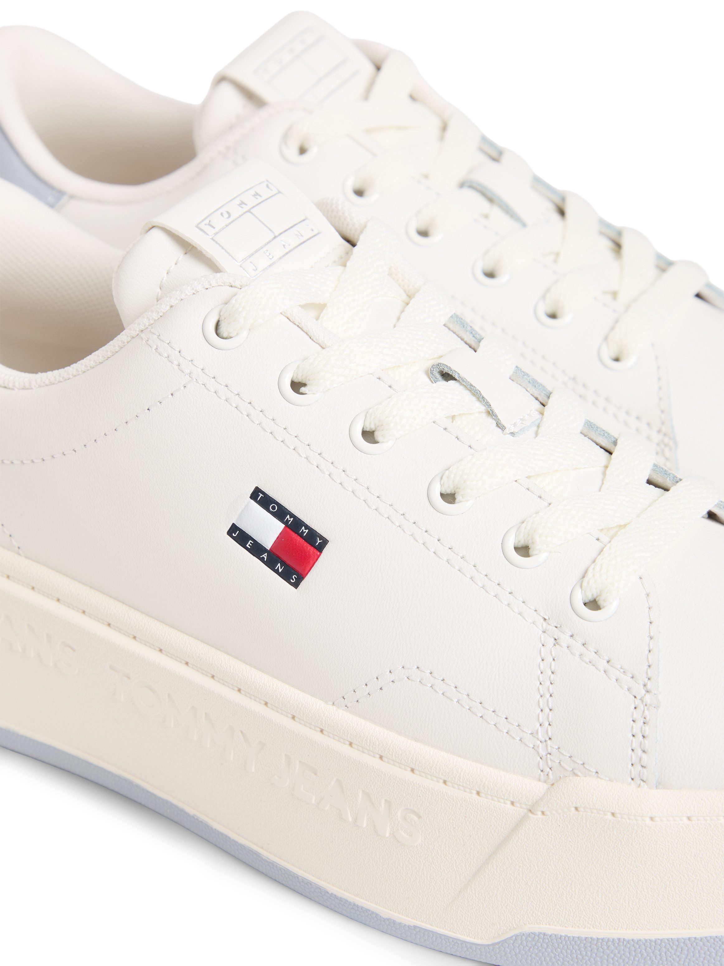 Tommy Jeans PLATFORM LOGO SNEAKER Plateausneaker Schnürschuh, Halbschuh, Freizeitschuh mit seitlicher Logoflag