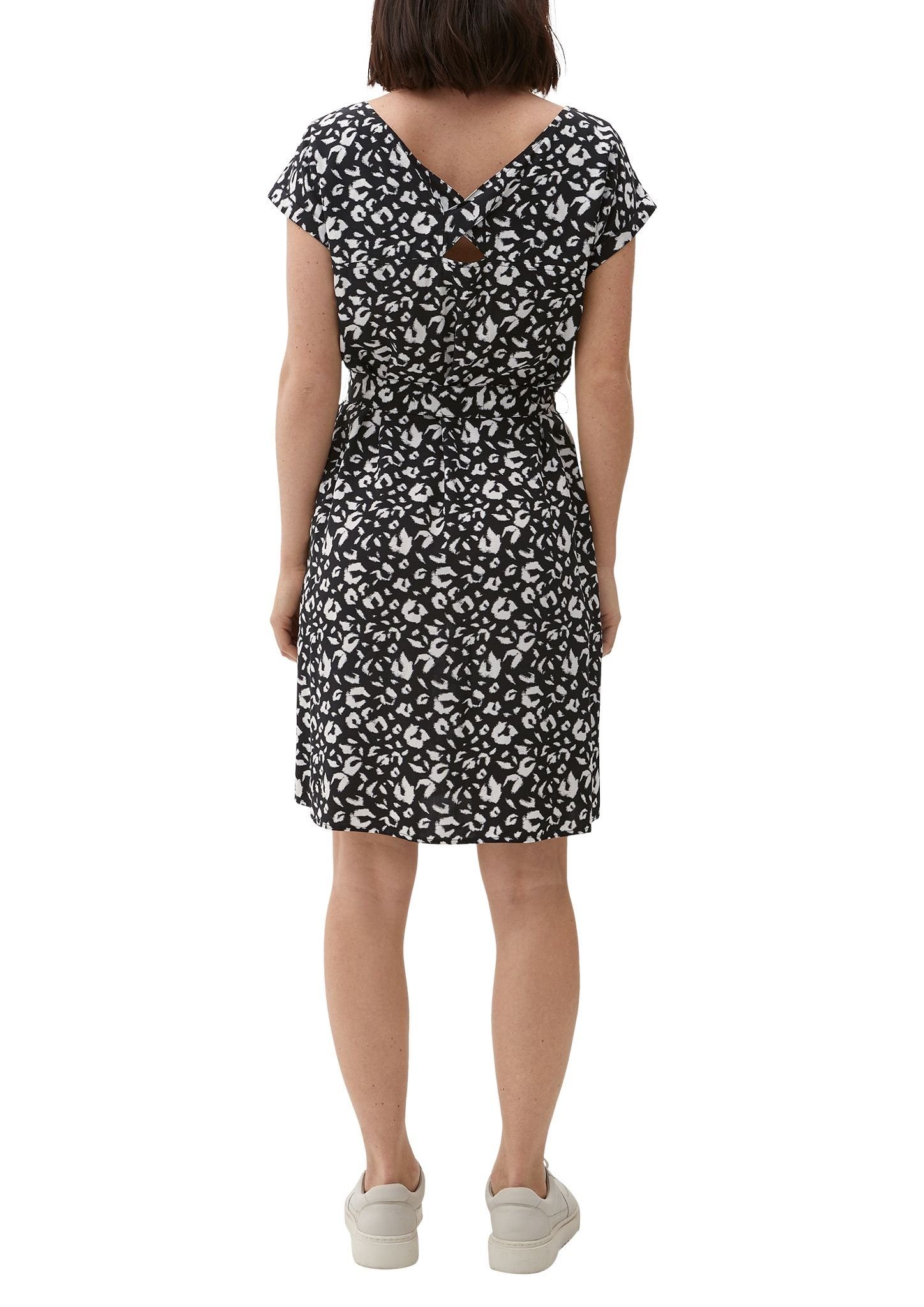 s.Oliver Midikleid