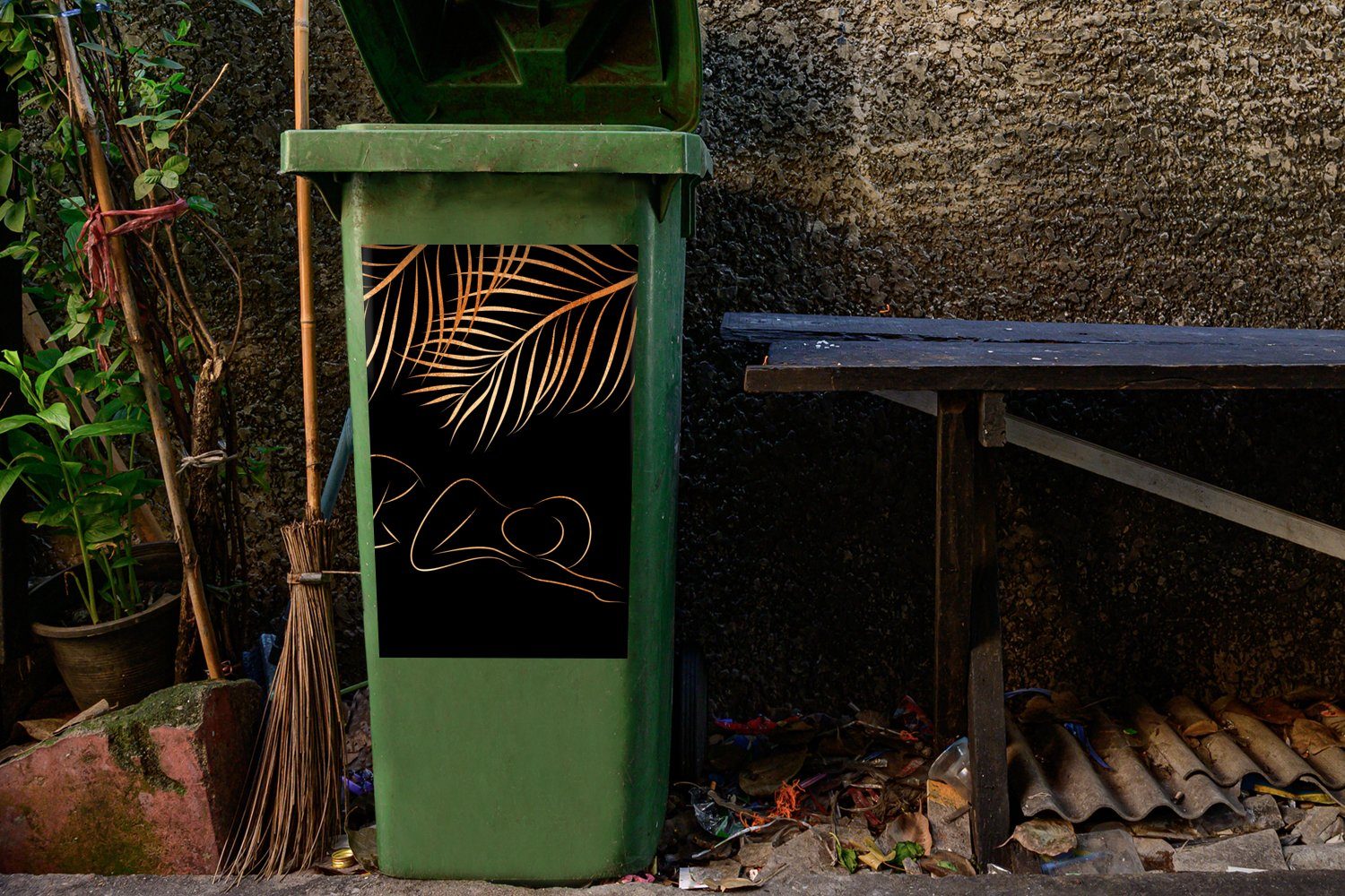 MuchoWow Wandsticker Frau - Blätter Abfalbehälter (1 Mülleimer-aufkleber, - Mülltonne, Strichzeichnung Sticker, St), Gold Container, 