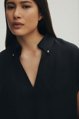 Next Kurzarmbluse Premium-Bluse mit V-Ausschnitt und kurzen Ärmeln (1-tlg)