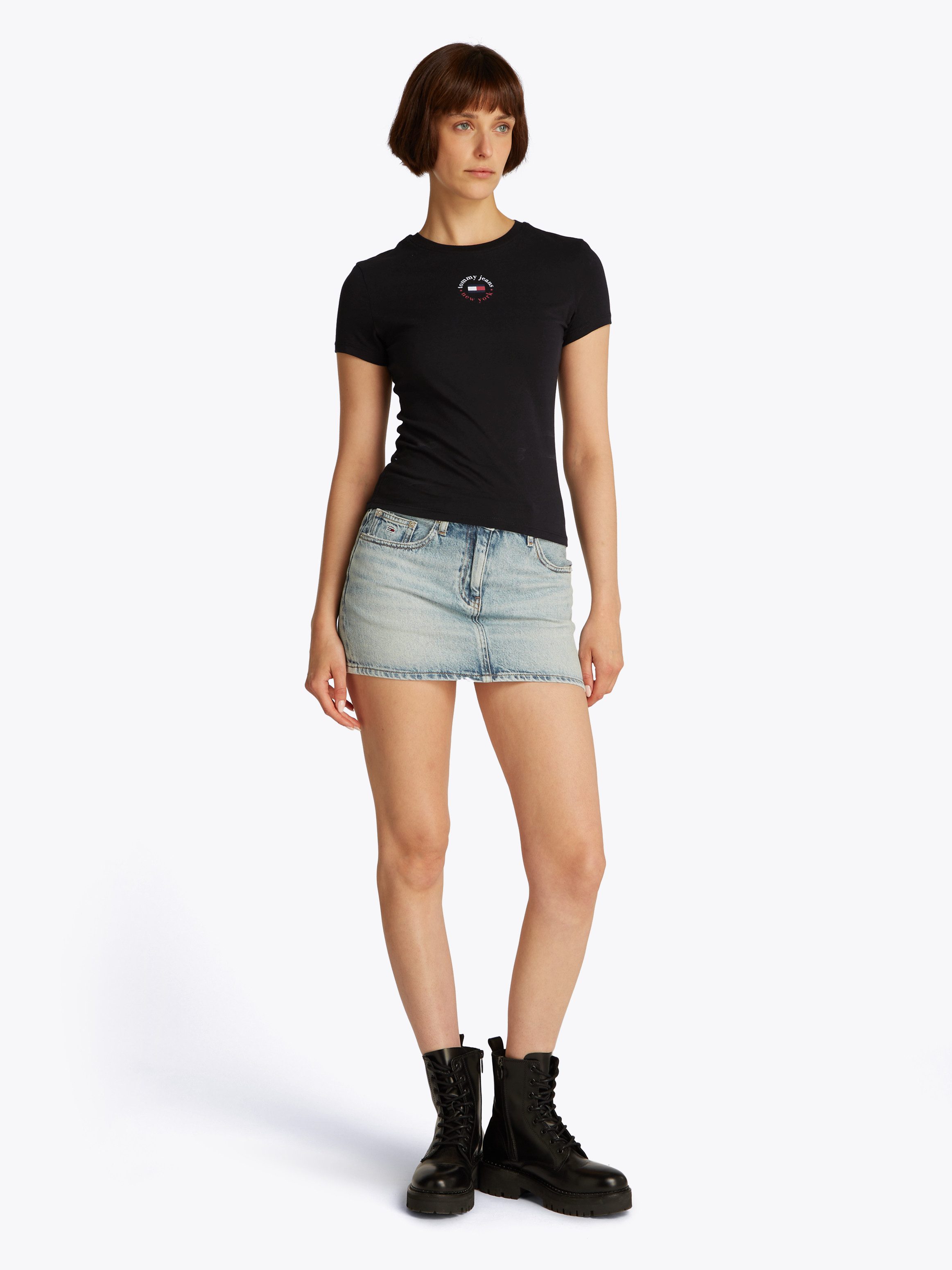 Tommy Jeans T-Shirt TJW SLIM ESSENTIAL LOGO 2 TEE mit Logoschriftzug