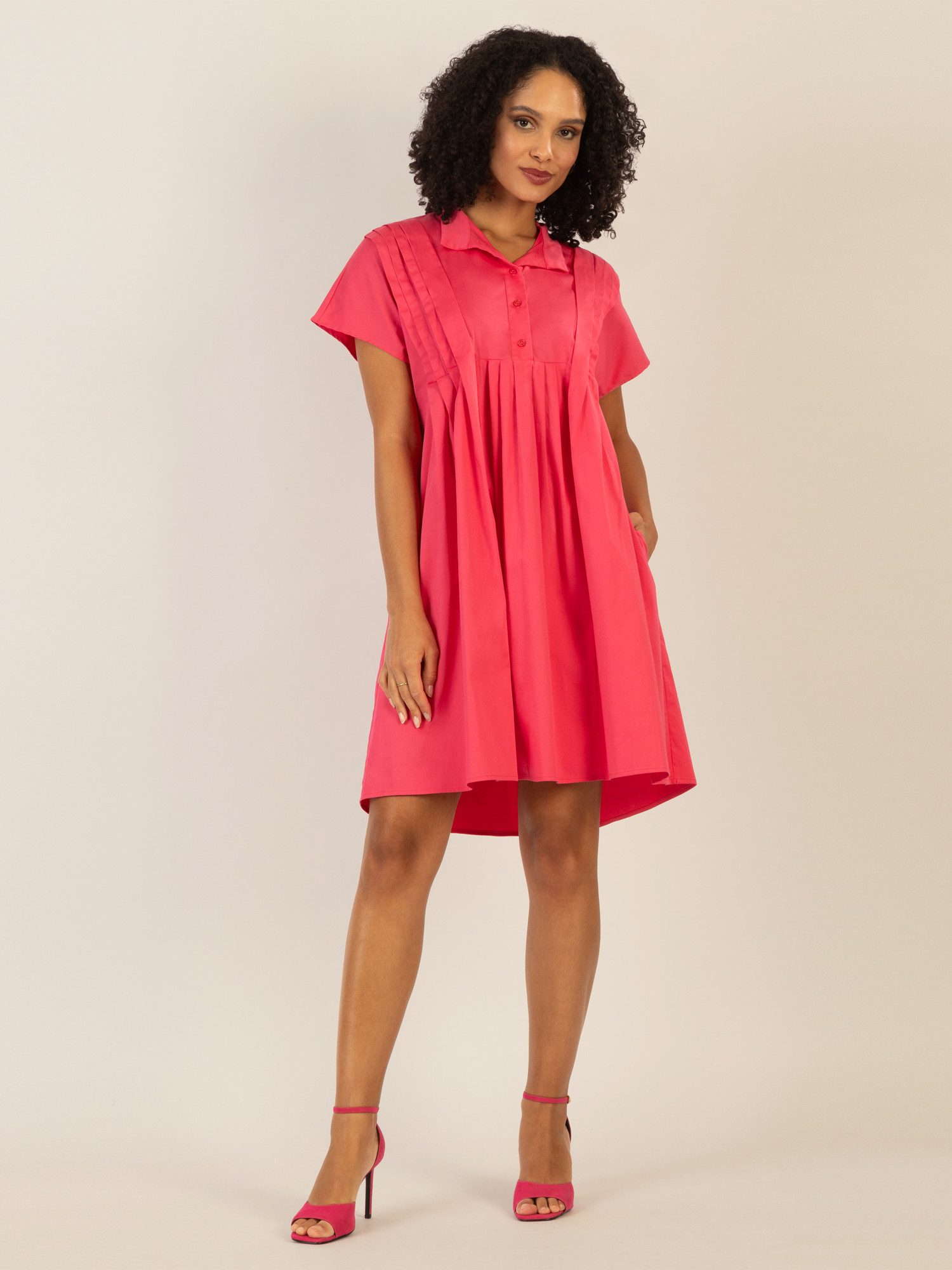 mint & mia Midikleid mit Stehkragen und Falten