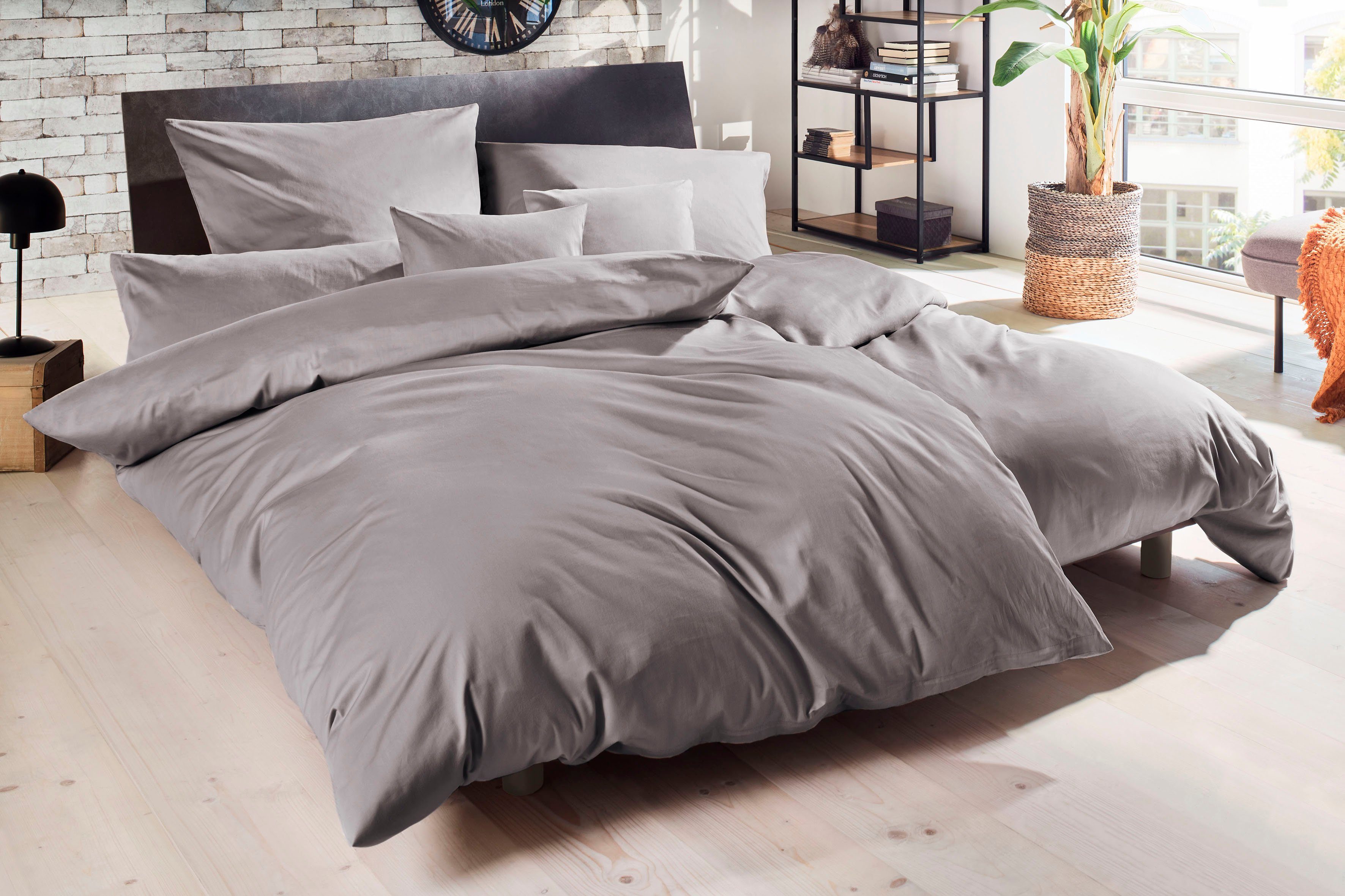 Primera Bettwäsche Uni Luxus-Satin in Gr. 135x200, 155x220 oder 200x200 cm, Satin, 2 teilig, Bettwäsche aus Baumwolle, unifarbene Bettwäsche mit Reißverschluss