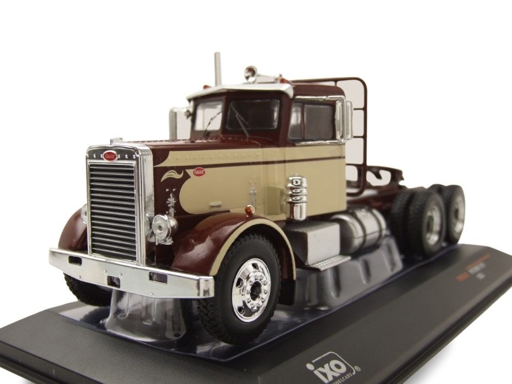 ixo Models Modellauto Peterbilt 281 Zugmaschine 1955 dunkelbraun beige, Maßstab 1:43