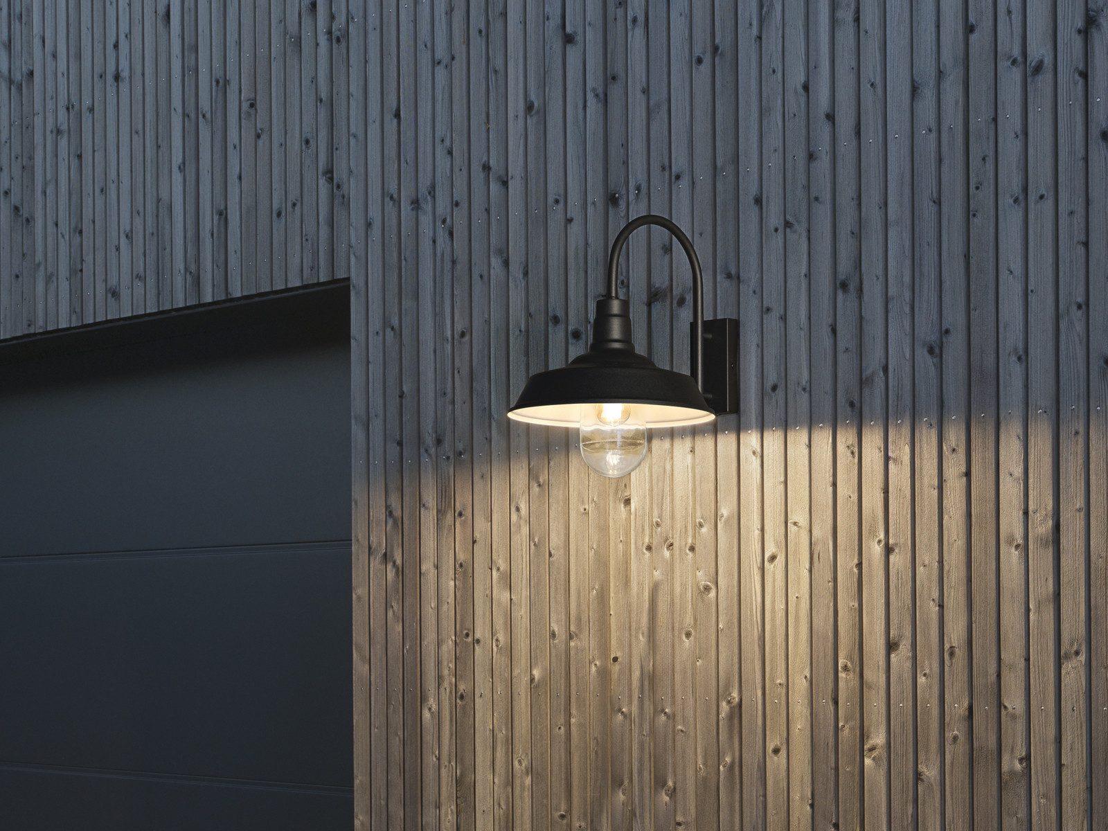 KONSTSMIDE LED Außen-Wandleuchte, LED wechselbar, warmweiß, günstig online kaufen