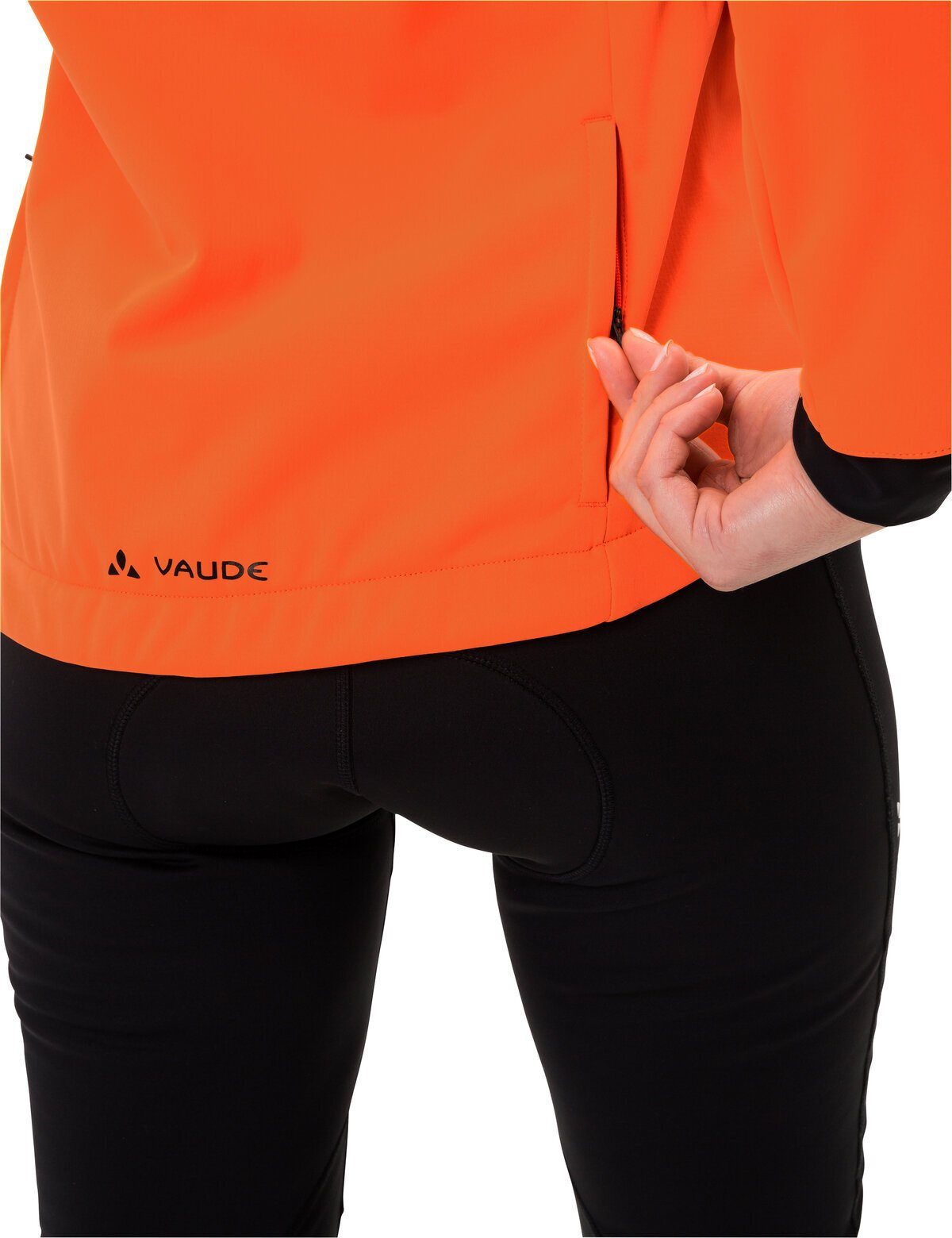 Jacket Softshell kompensiert VAUDE Outdoorjacke orange Klimaneutral Posta Women's (1-St) neon