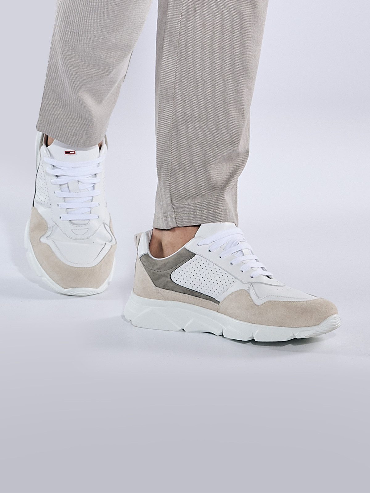 Sneaker aus Ledermix Sneaker