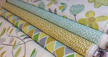 Prestigious Textiles Stoff Dekostoff Bayside Honeydew ocker gelb weiß 137cm