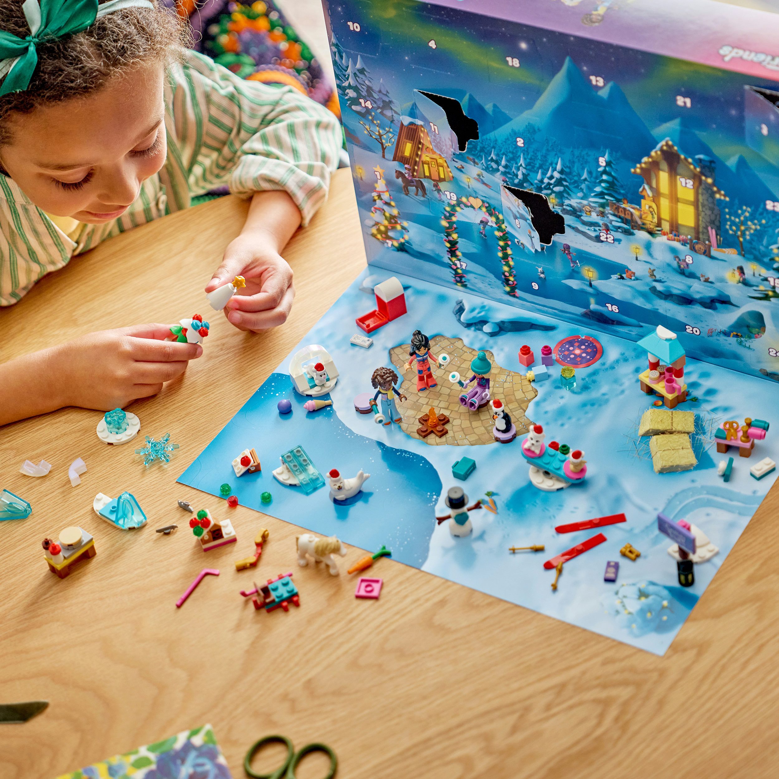 LEGO® Spielzeug-Adventskalender Adventskalender 2026 (42698), LEGO Friends (211-tlg), Made in Europe – Bild 2 von 5