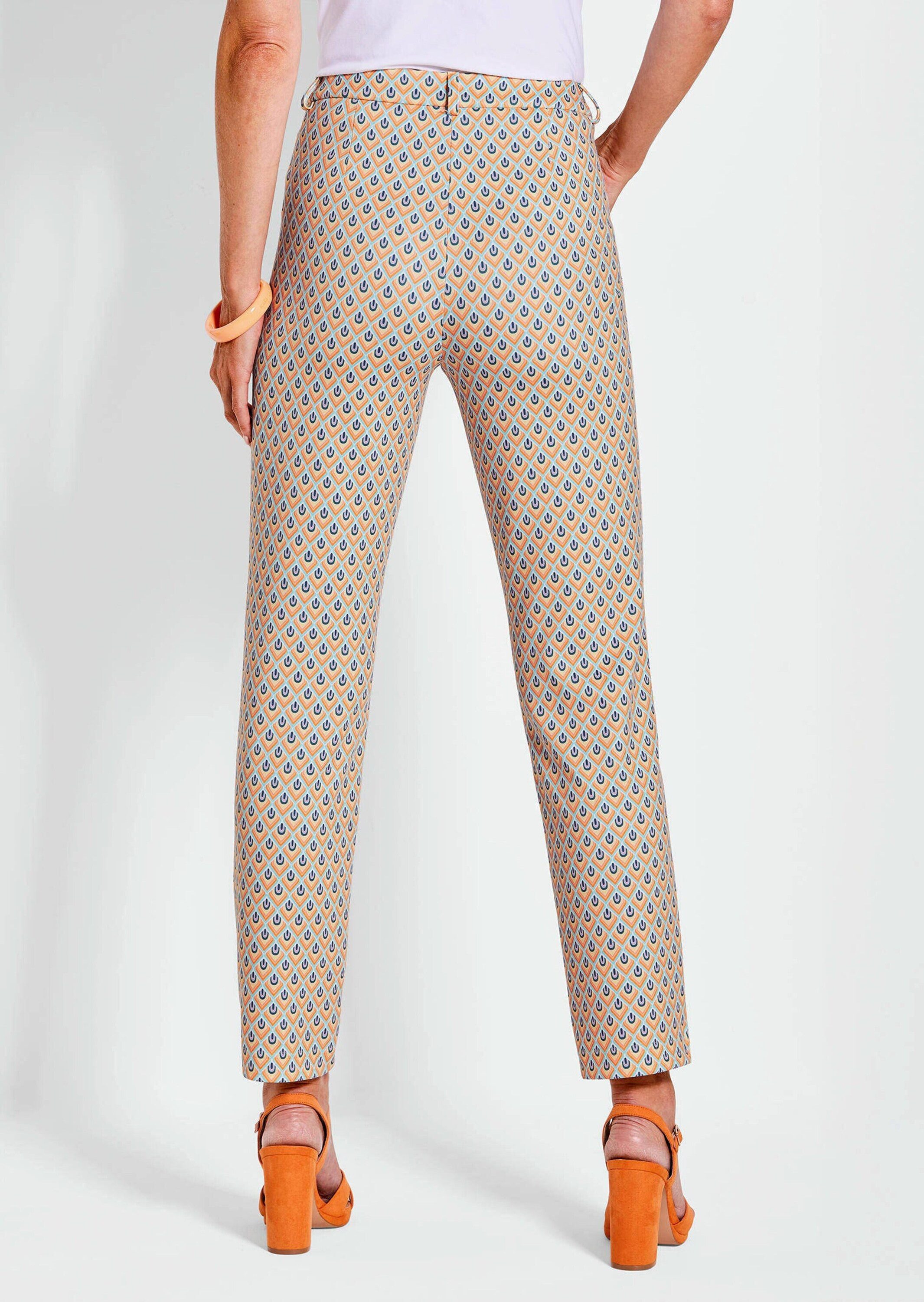 GOLDNER Stoffhose Kurzgröße: Elegante Hose LOUISA mit Muster Elastische Druckhose mit Formbund, L-Taschen, Slim Fit – Bild 3 von 5