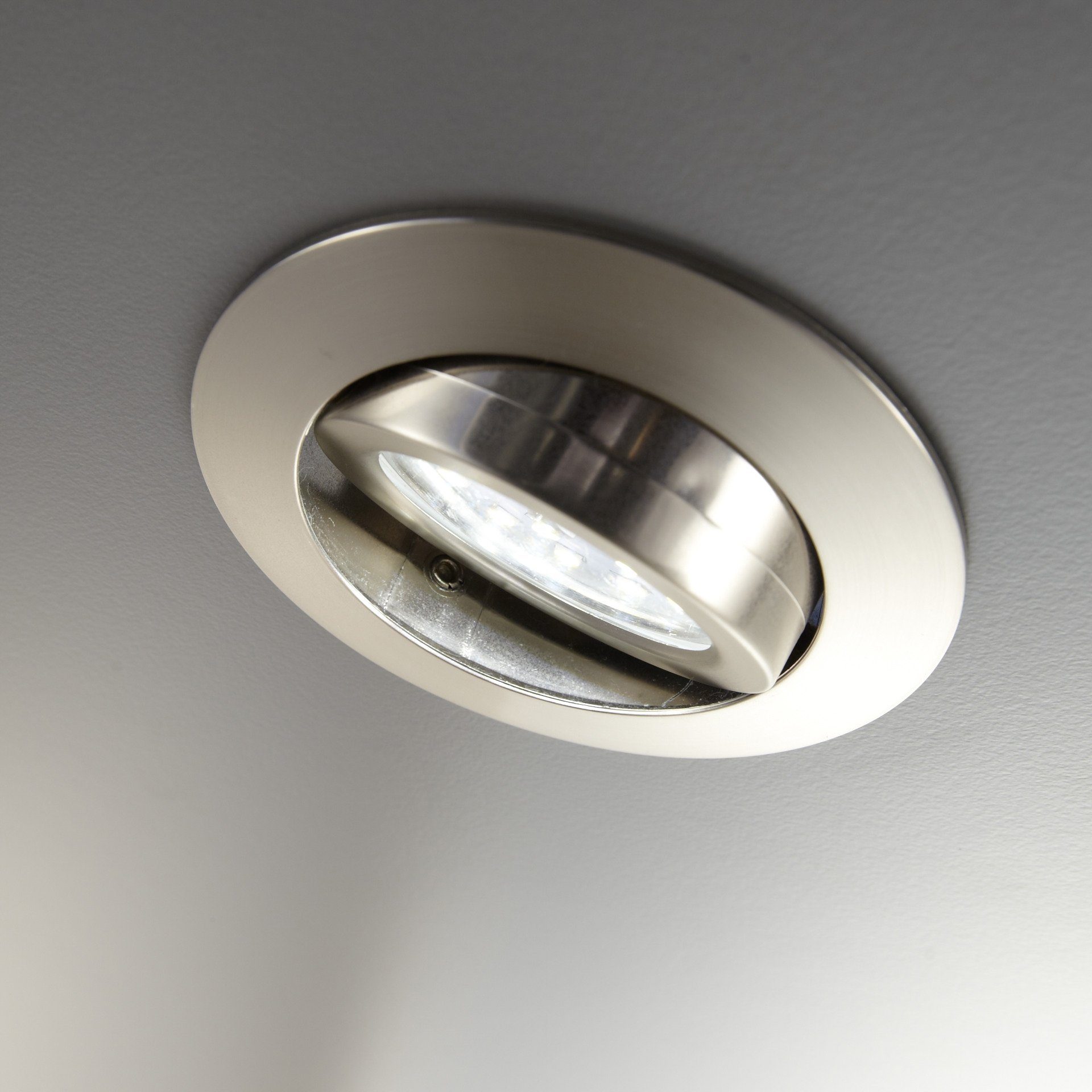 B.K.Licht LED Einbauleuchte Kiro, fest ultra-flach, integriert, matt-nickel Warmweiß, 5W schwenkbar, Deckenbauspots LED