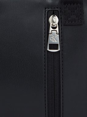 Calvin Klein Jeans Handytasche MONOGRAM SOFT PHONE CB, mit dezentem Markenlogo vorne