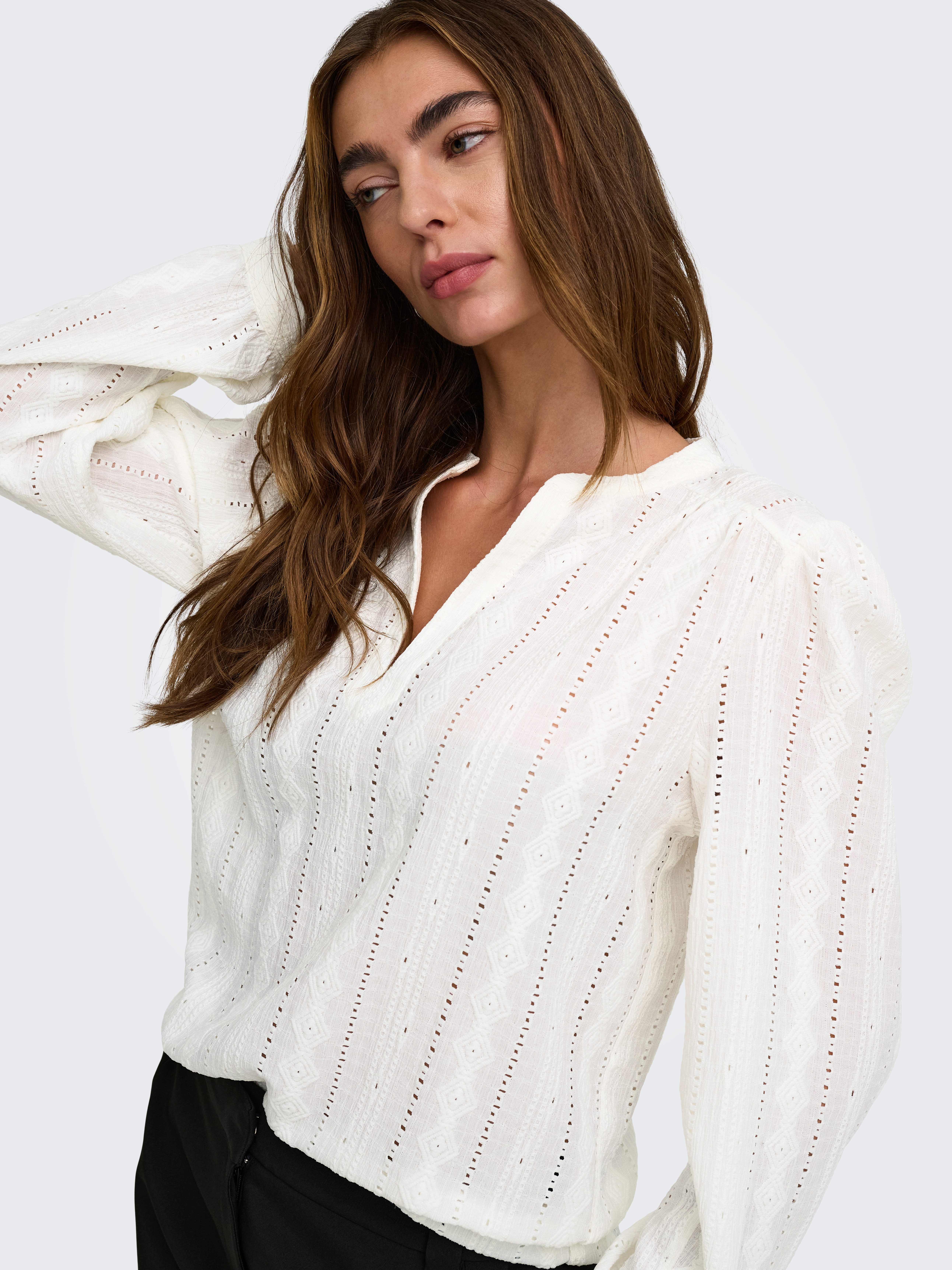 ONLY Blusenshirt ONLMINNA L/S TOP JRS Kunstfaser, regular fit – Bild 2 von 5