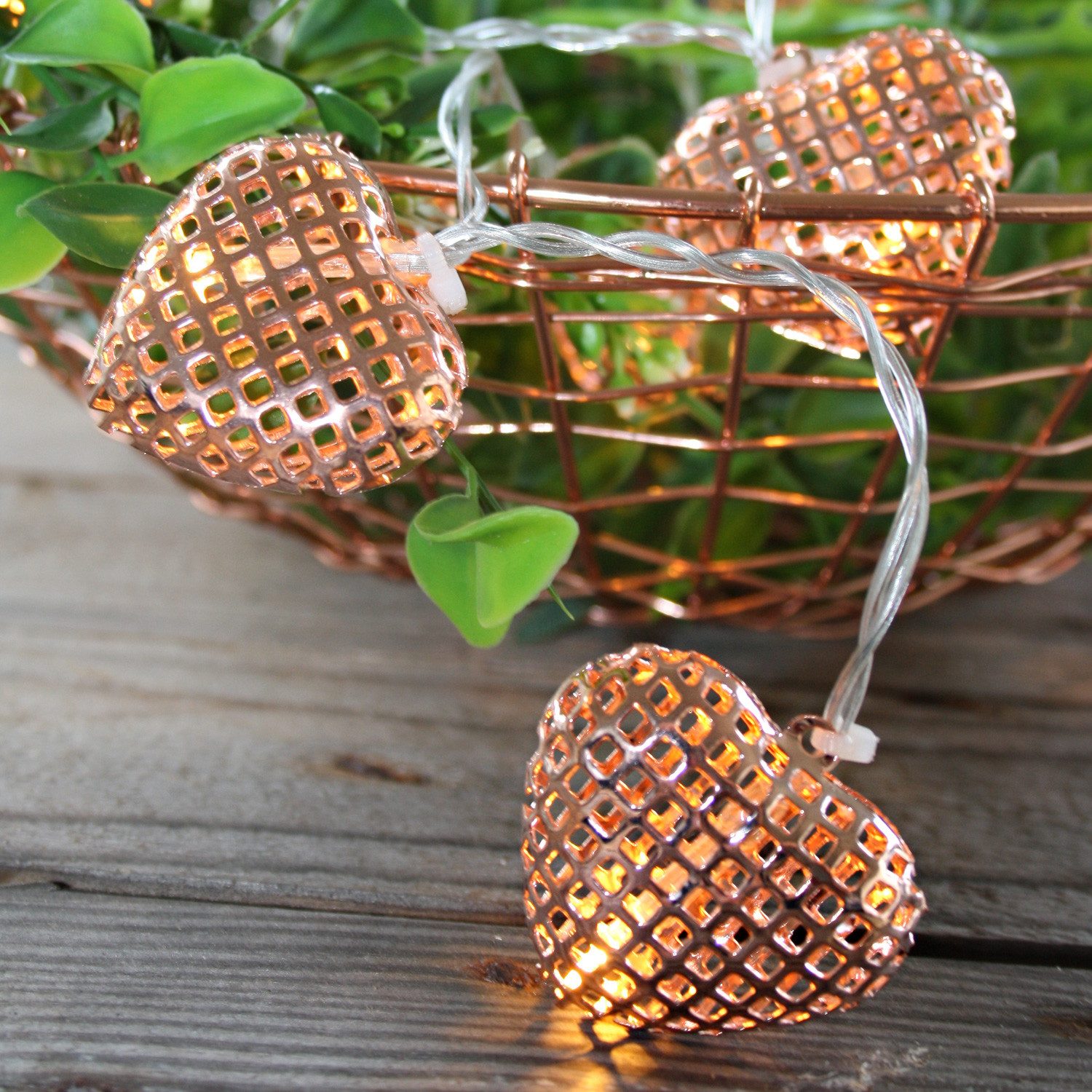 STAR TRADING LED-Lichterkette 10 leuchtende Herzen Dekogirlande für Valentinstag Hochzeit Geburtstag, 10-flammig