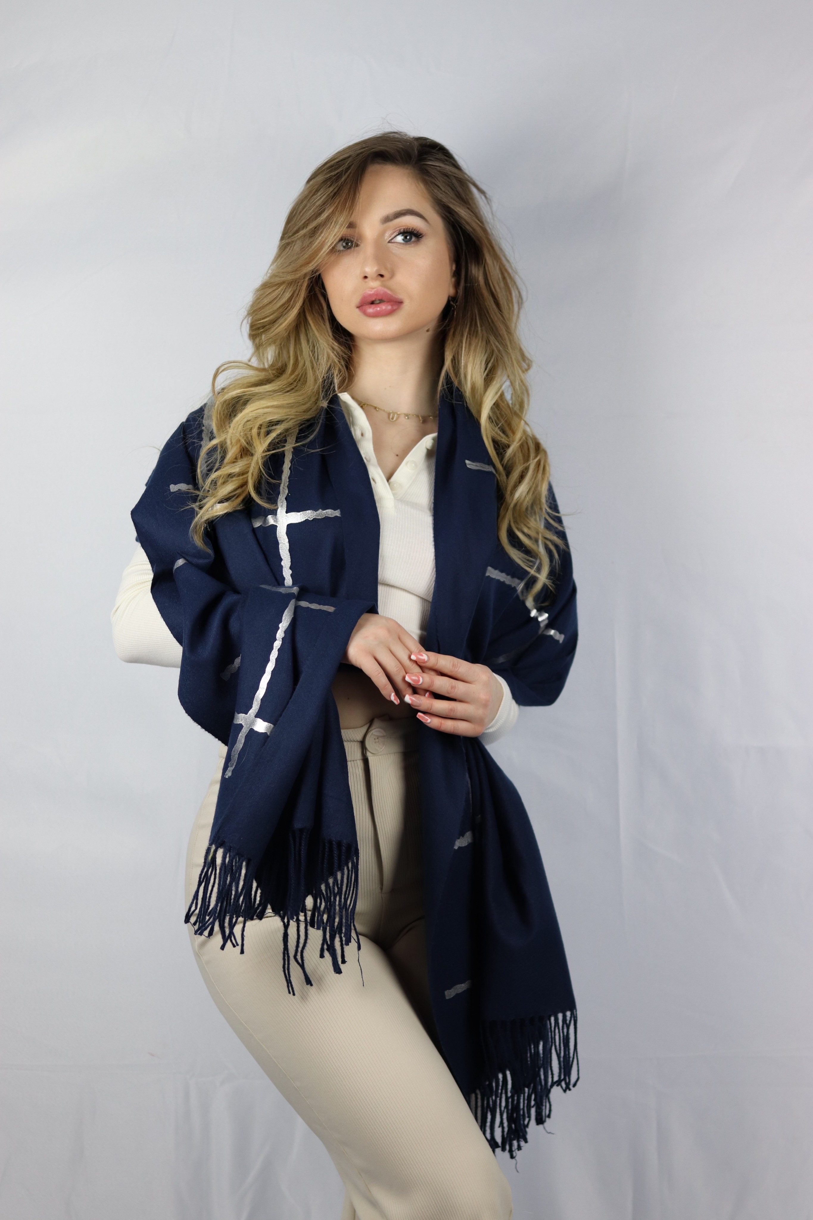 Wollschal Damen Schal, kuschelweich Modeschal Fransen Winterschal Feinstrick