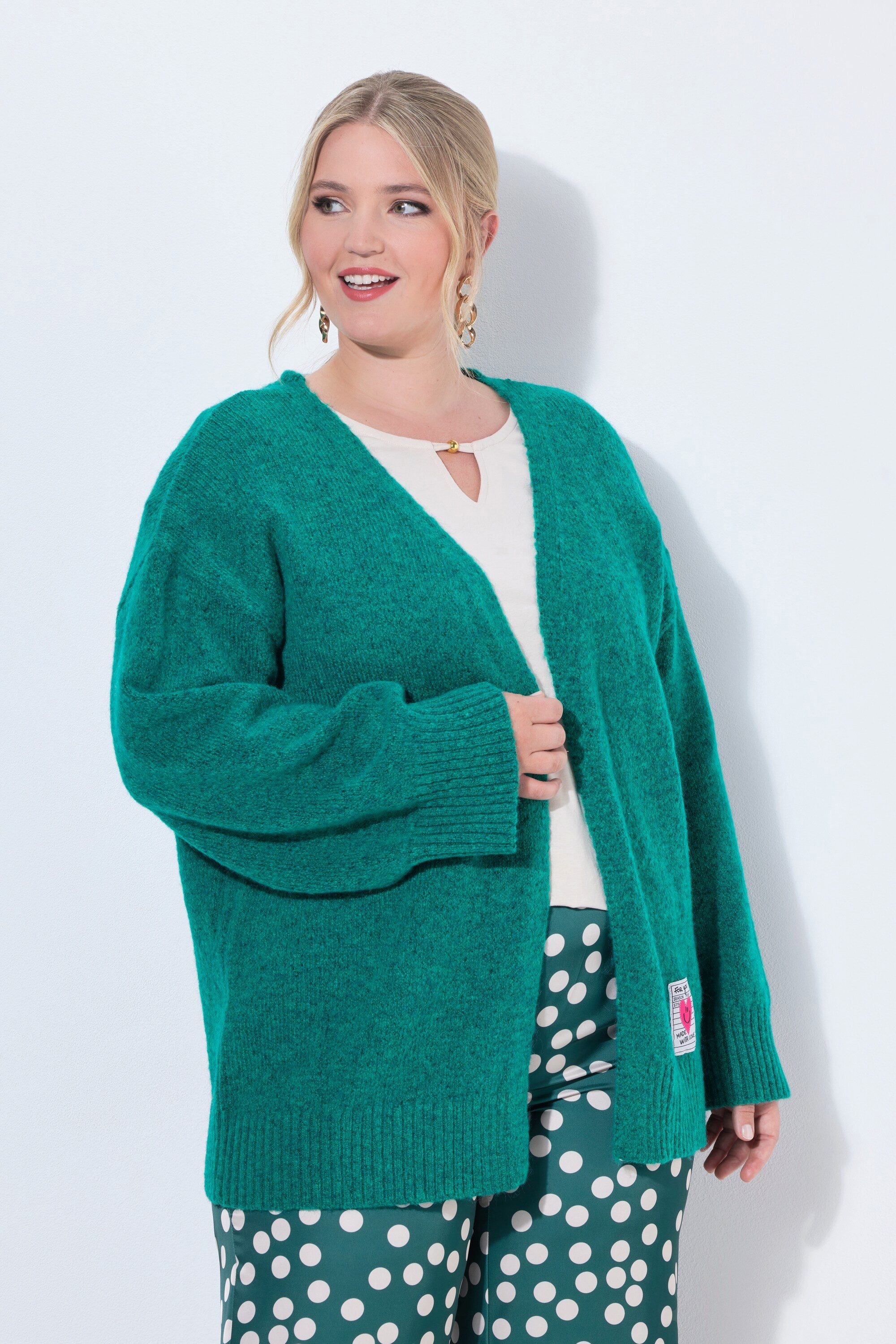 MIAMODA Strickjacke Strickjacke Loose Fit offene Form Herz-Patch