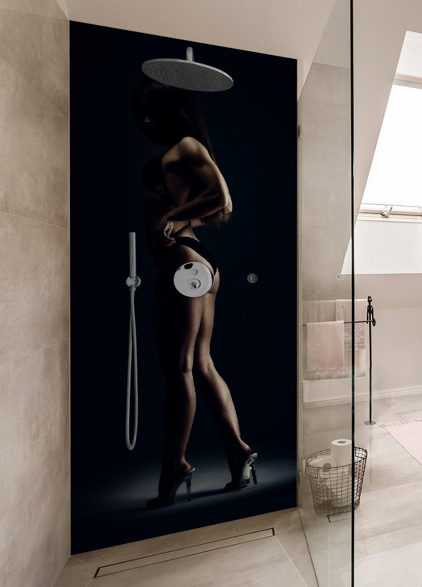 Thumbnail - Wallario Duschrückwand Sexy Frau im Dunkeln - Schatten, Silhouetten, Muskeln, (1-tlg)
