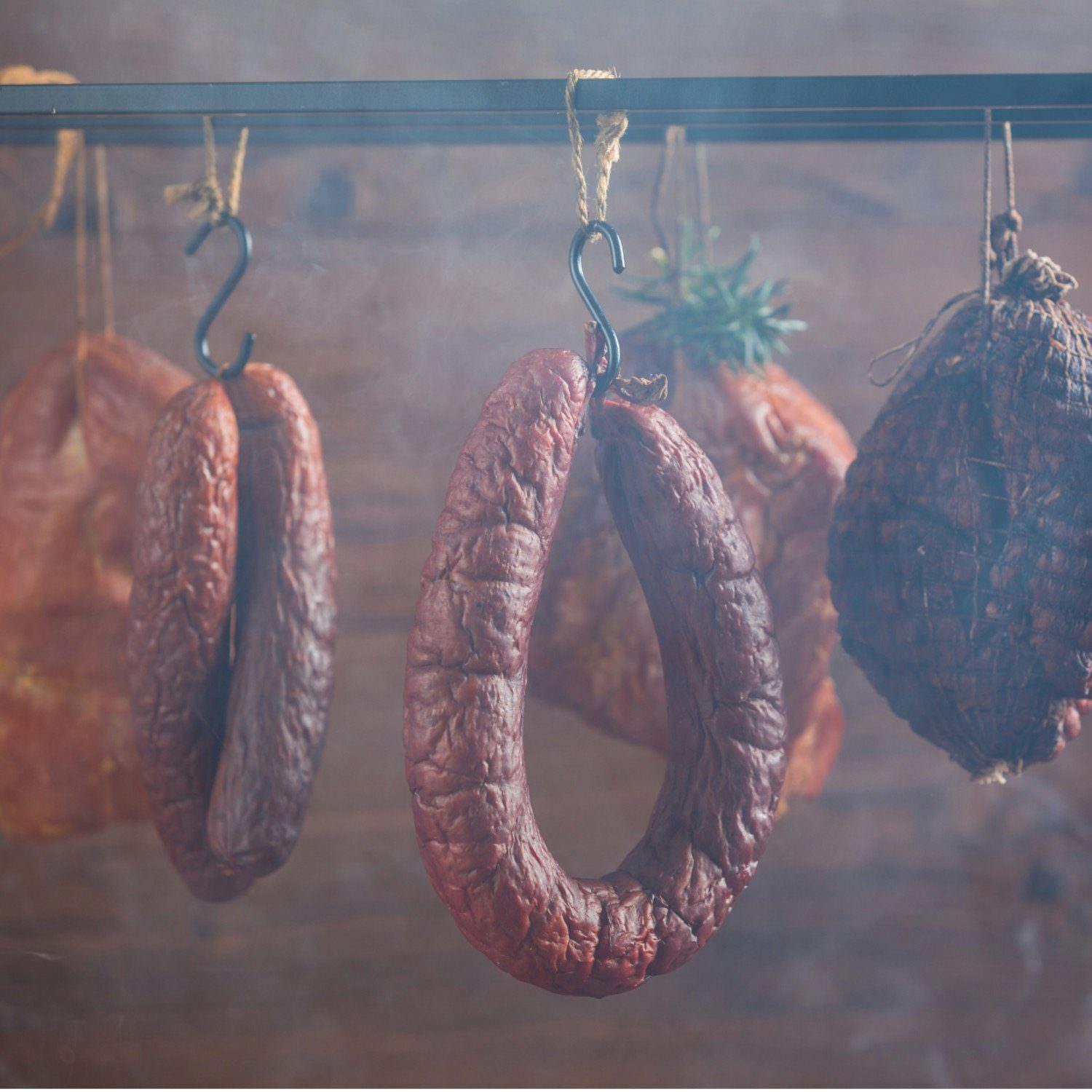 Moritz Räucherbox 2,5kg Räucherspäne Buche mit Wacholder grob 6 -12 mm zum smoken, räuchern/kalträuchern von Fleisch, Fisch, Gemüse geeignet