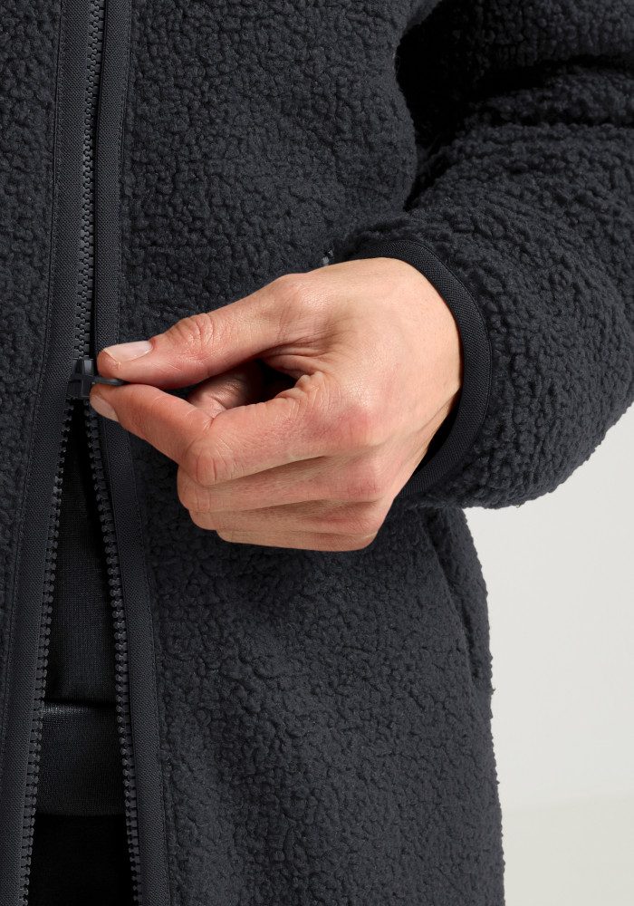 Jack Wolfskin Funktionsmantel HIGH CURL COAT W für Wandern und Trekking, sportlicher Stil, aus Polyester, winddicht