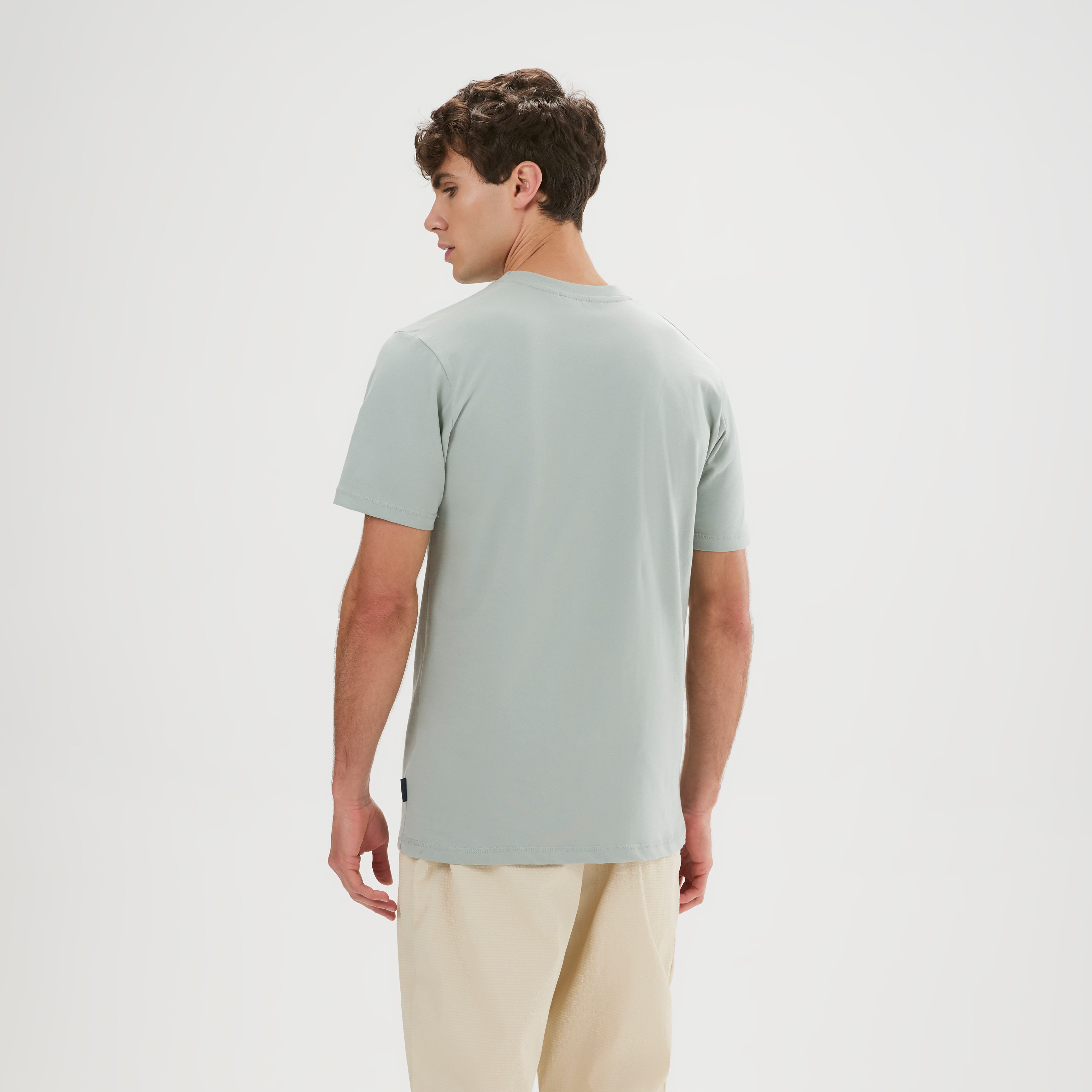 Ellesse T-Shirt CASSICA TEE aus Baumwolle, bequemer Schnitt, für Erwachsene, auch in großen Größen