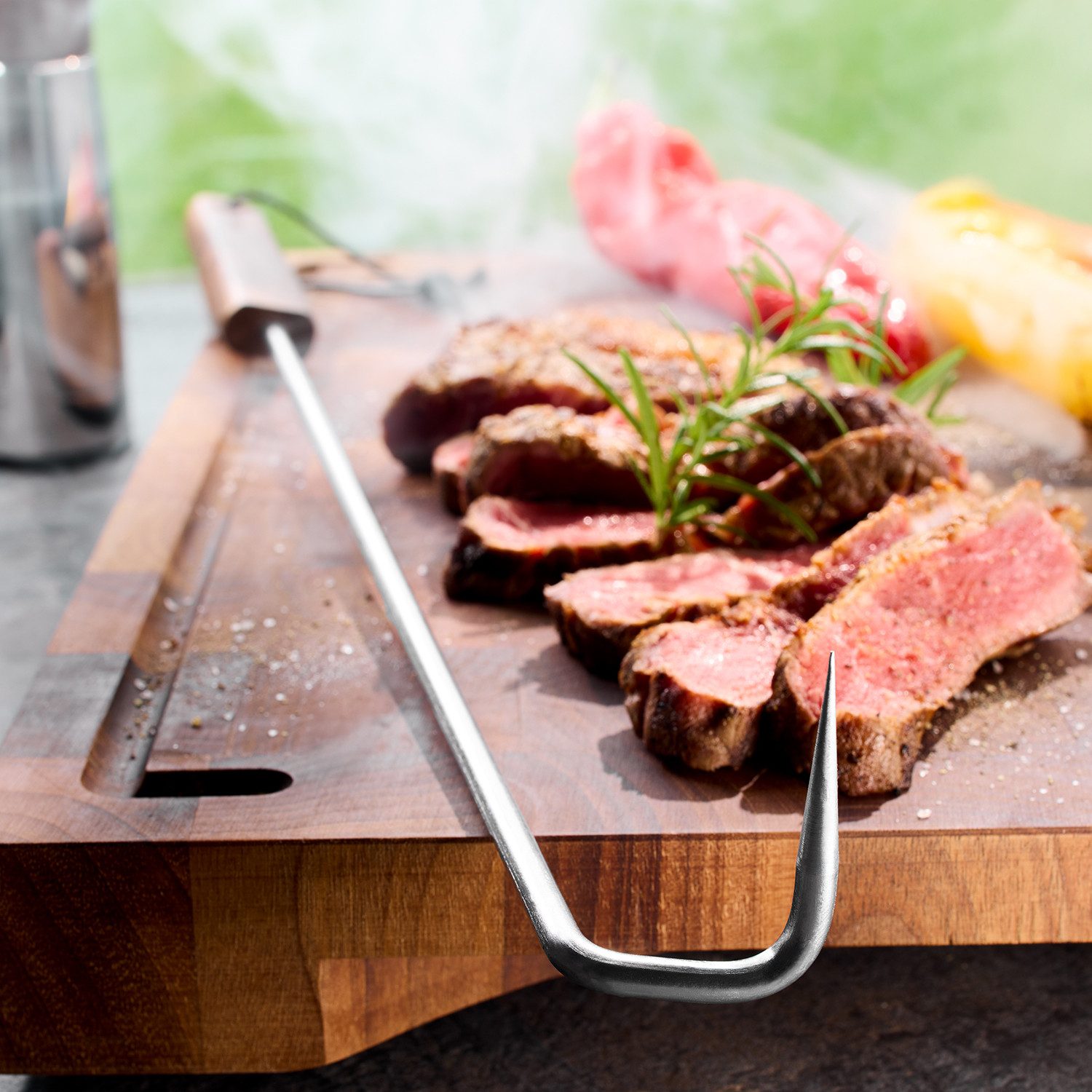 GEFU Grillbesteck-Set Wendehaken SPARO, Edelstahlhaken, (1 tlg), 2-in-1-Fuktion, Aufhängeschlaufe, ergonomischer Walnussgriff