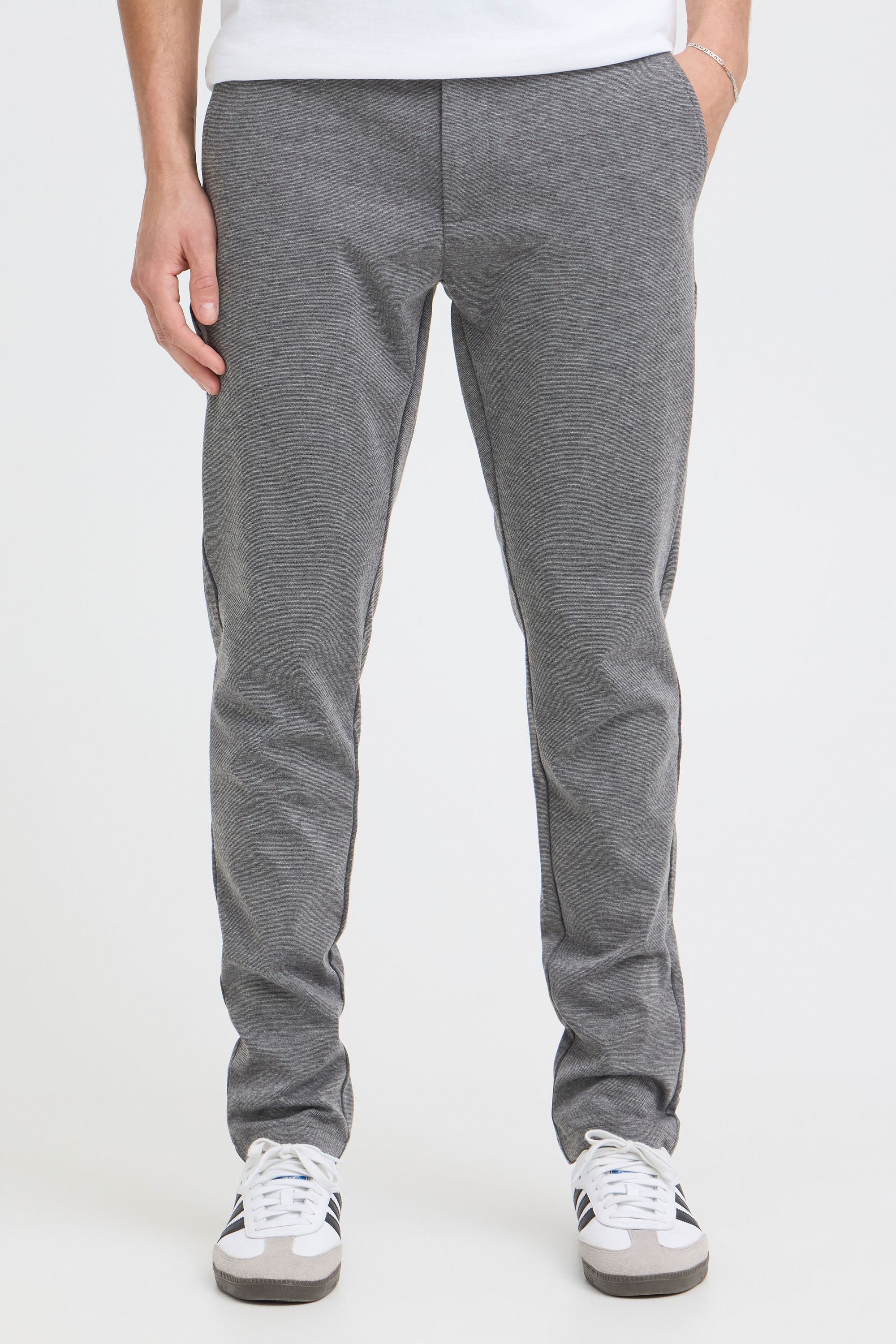 !Solid Sweathose SDDave Barro Stoffhose mit Stretch-Anteil im klassischen Look - Slim Fit
