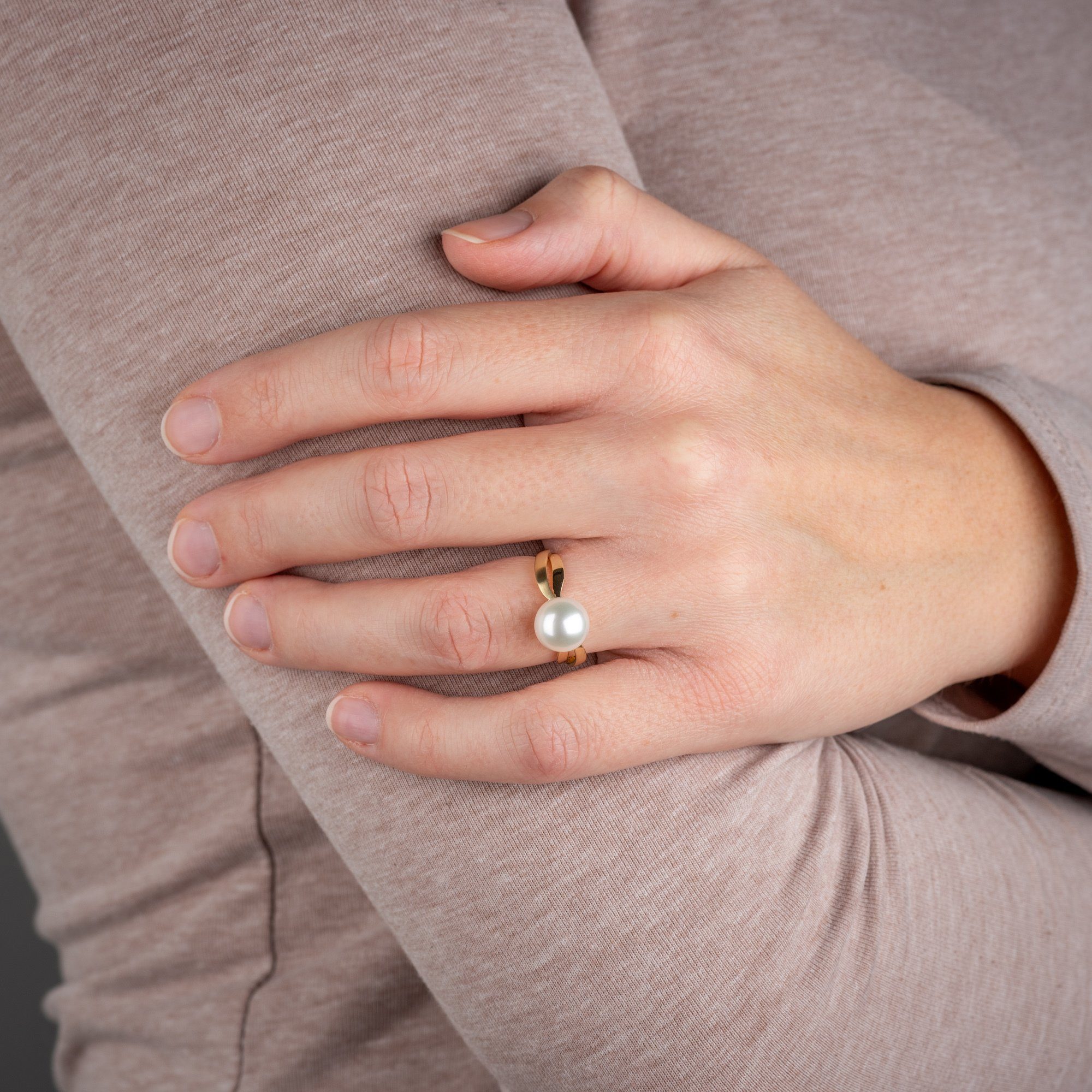 Orolino Fingerring 585/- Gelbgold Süßwasserperle