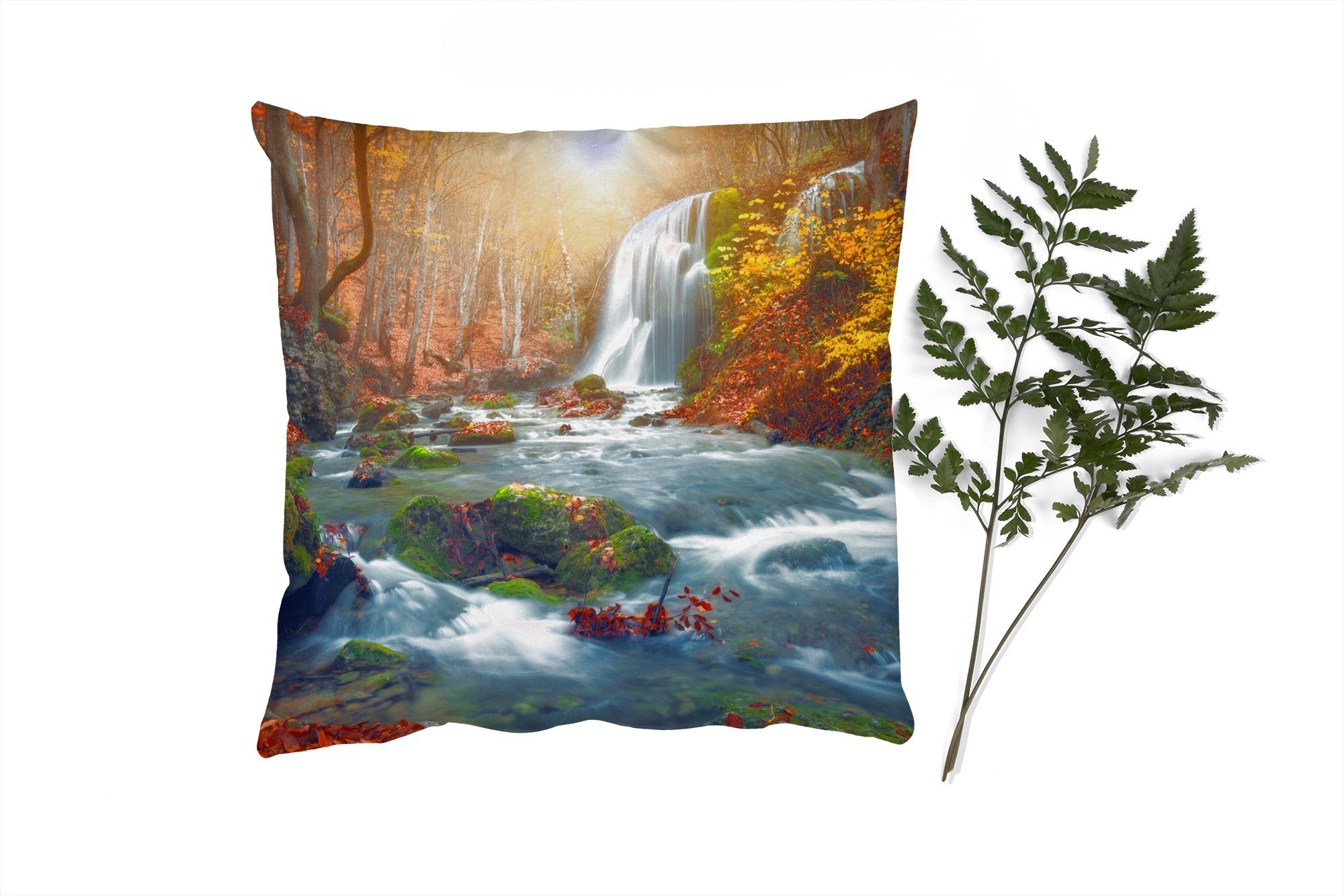 MuchoWow Dekokissen Wasserfall - Sonne - Herbst, Zierkissen mit Füllung für Wohzimmer, Schlafzimmer, Deko, Sofakissen