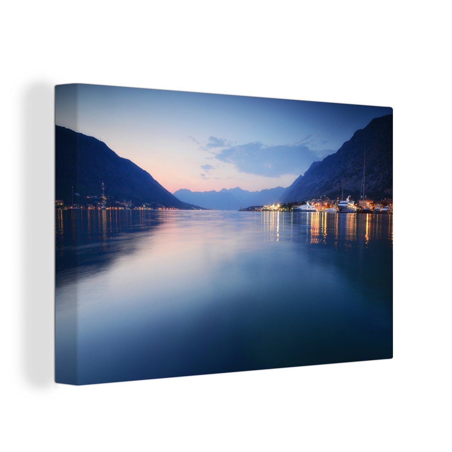 OneMillionCanvasses® Leinwandbild Bucht von Kotor mit Sonnenuntergang in Montenegro, (1 St), Wandbild Leinwandbilder, Aufhängefertig, Wanddeko, 30x20 cm