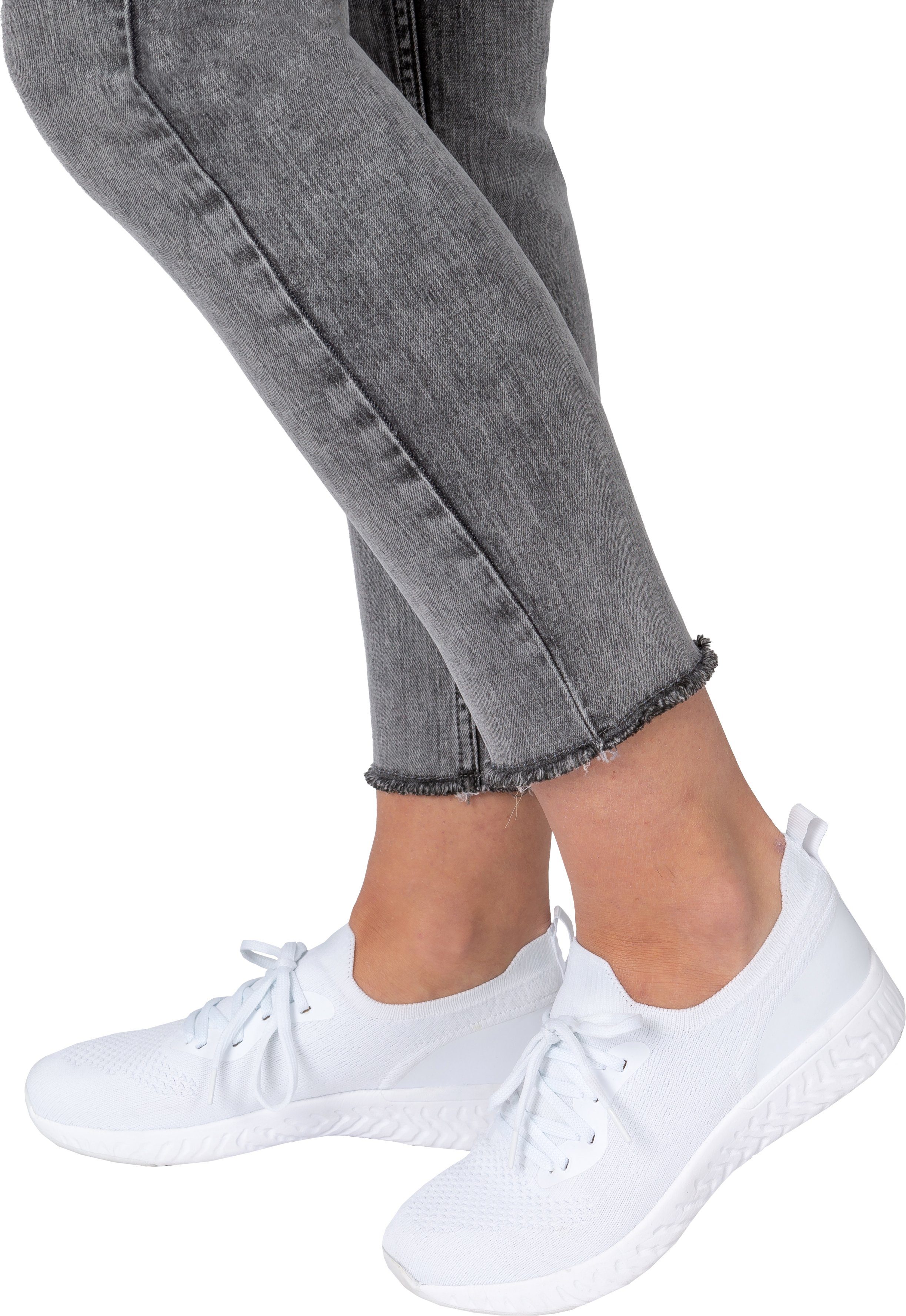 Gio Milano 7/8-Jeans Gio-Liese-1100 verkürzte Skinny mit Fransen am Saum