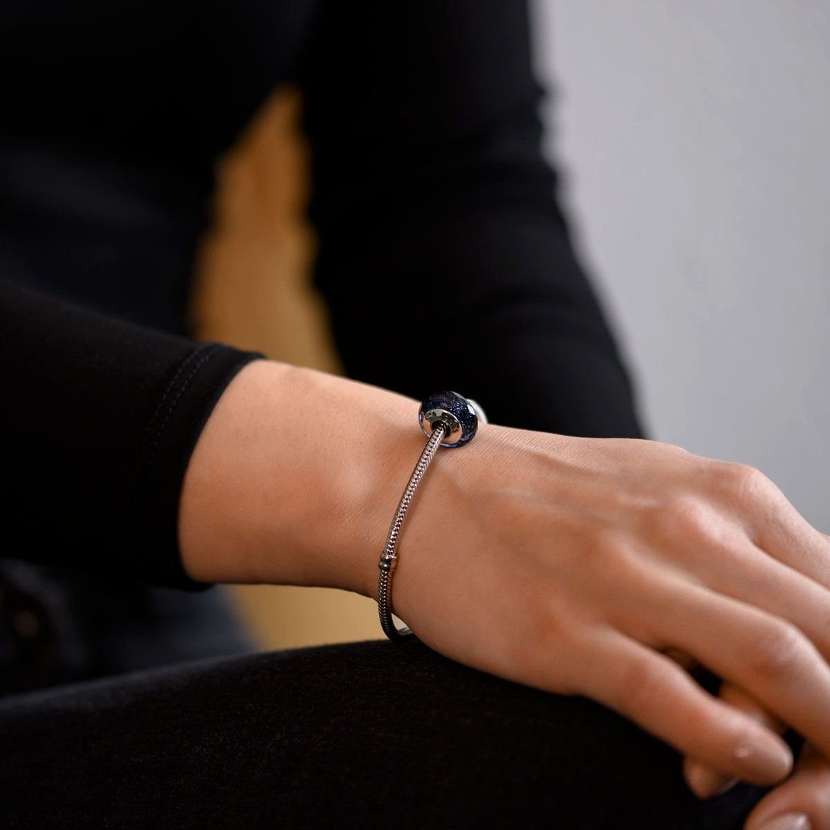 Materia Bead Blau / Dunkelblau Glitter facettiert 920, 925 Sterling Silber, mit Gewinde