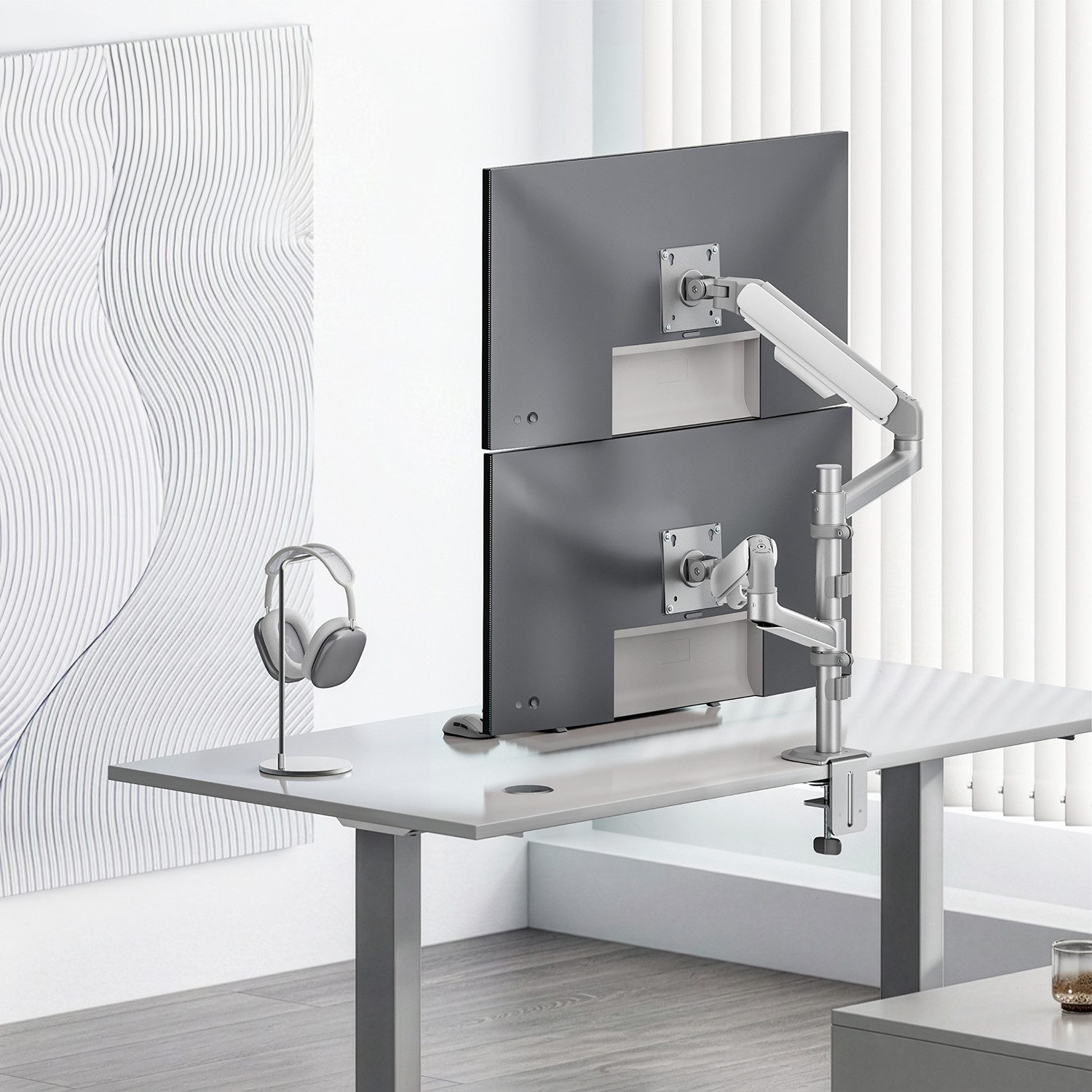 Ergo Office Monitor-Halterung ER-692 Halterung für 2 Monitore (17–32) max. 10 kg (pro Arm), (bis 32 Zoll, mit Gasfedern, VESA 75x75, 100x100)