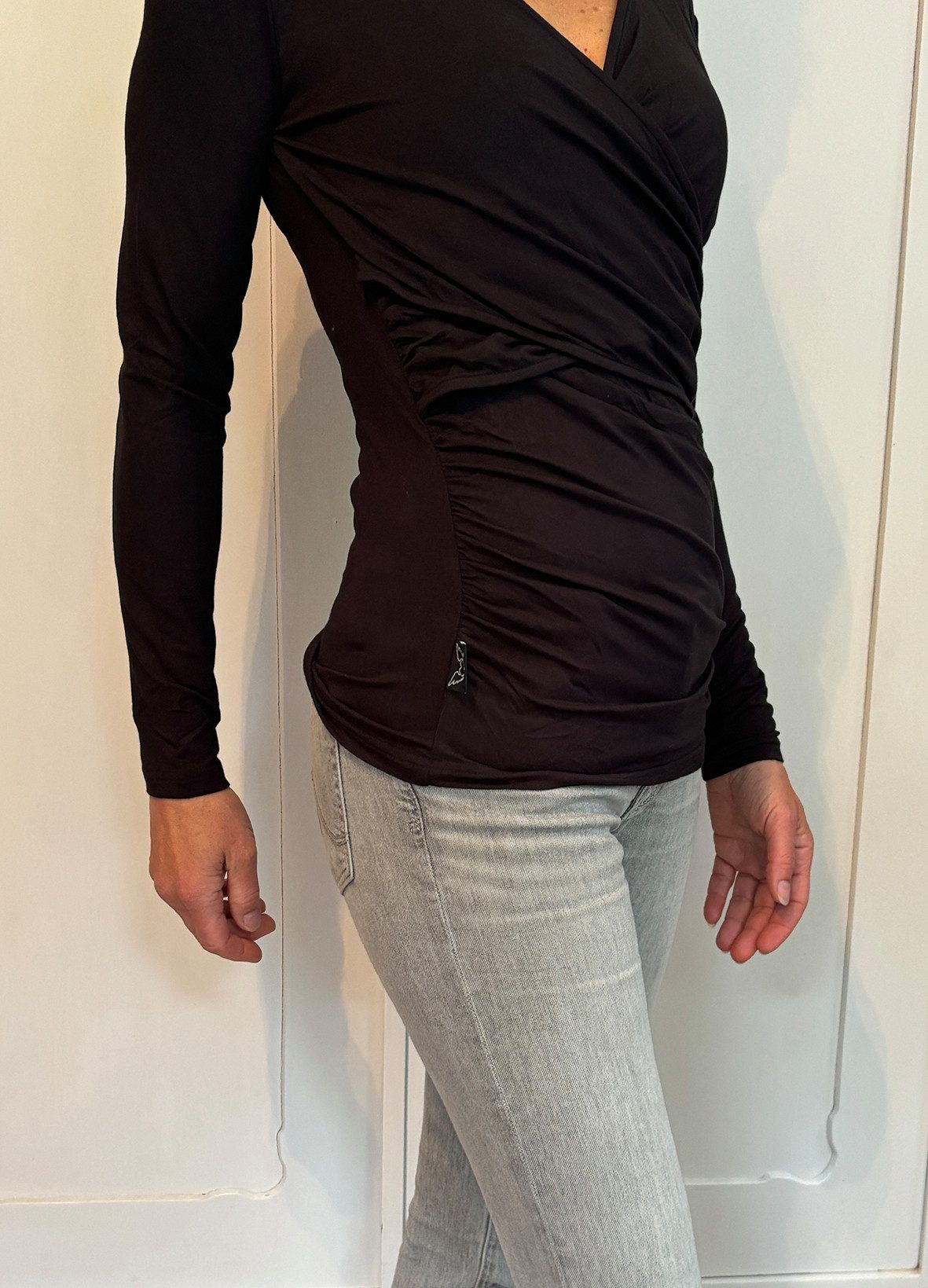 petit amour maternity shirt GIL maternity wear nursing top long sleeve for pregnant women nursing function in solid color