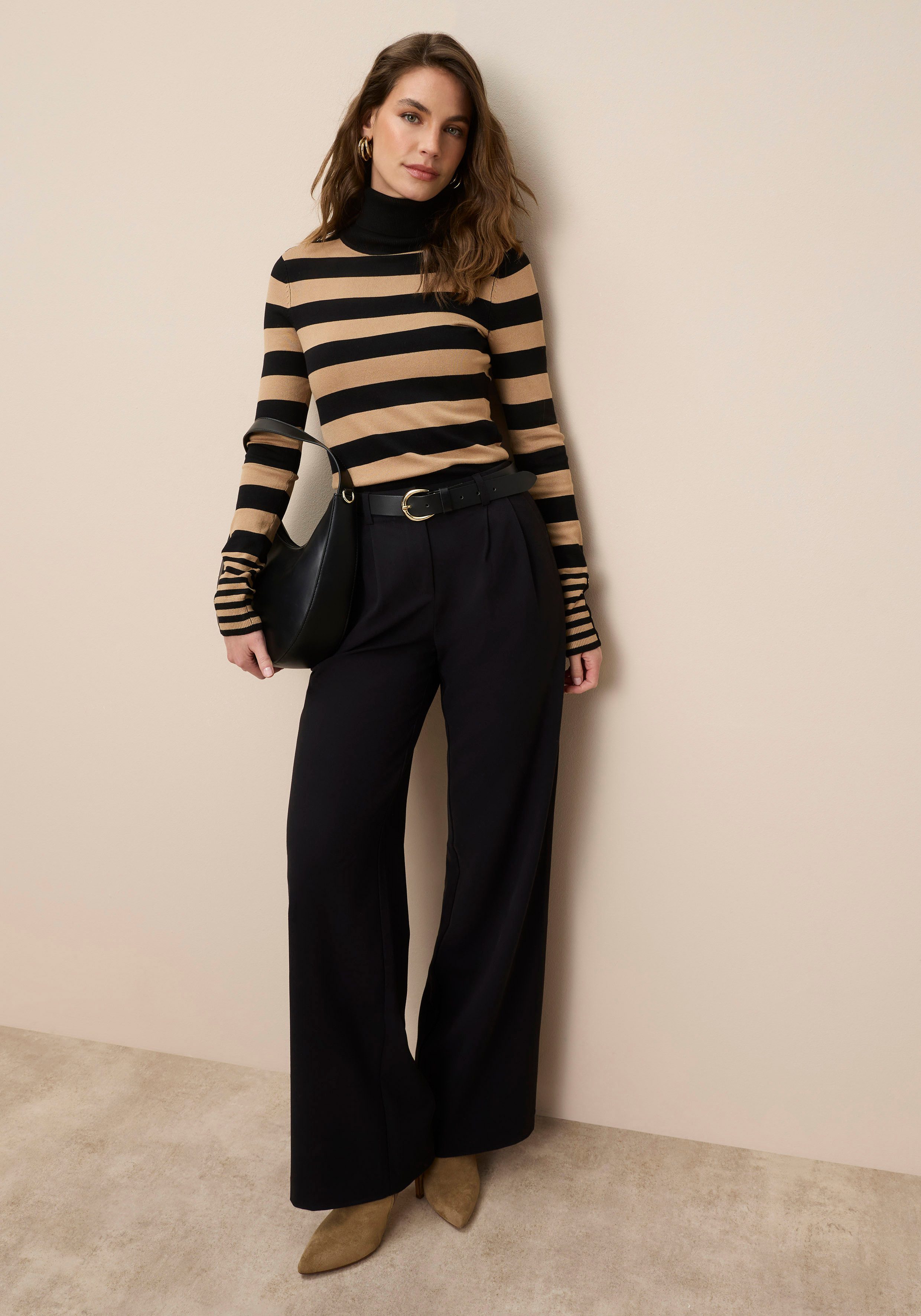Zum Outfit 9