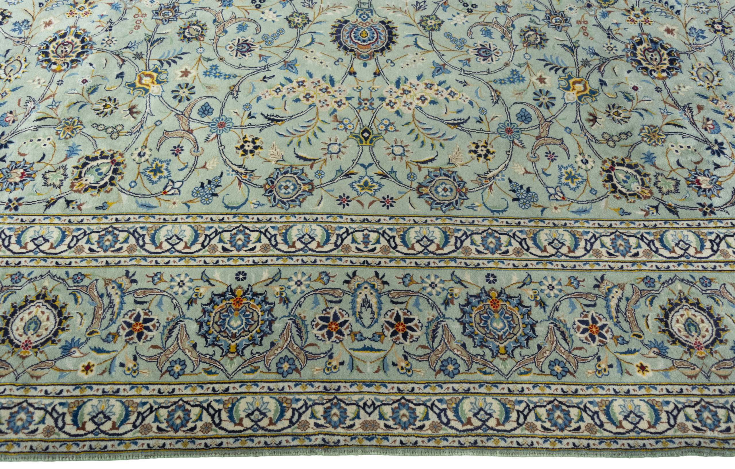 CABBEL Orientteppich 437x326 cm Perser Kashan Grün Schurwolle Handgeknüpft Klassisch Unikat, rechteckig, Höhe: 8 mm, 100% Schurwolle – weich, pflegeleicht, solide Knüpfdichte