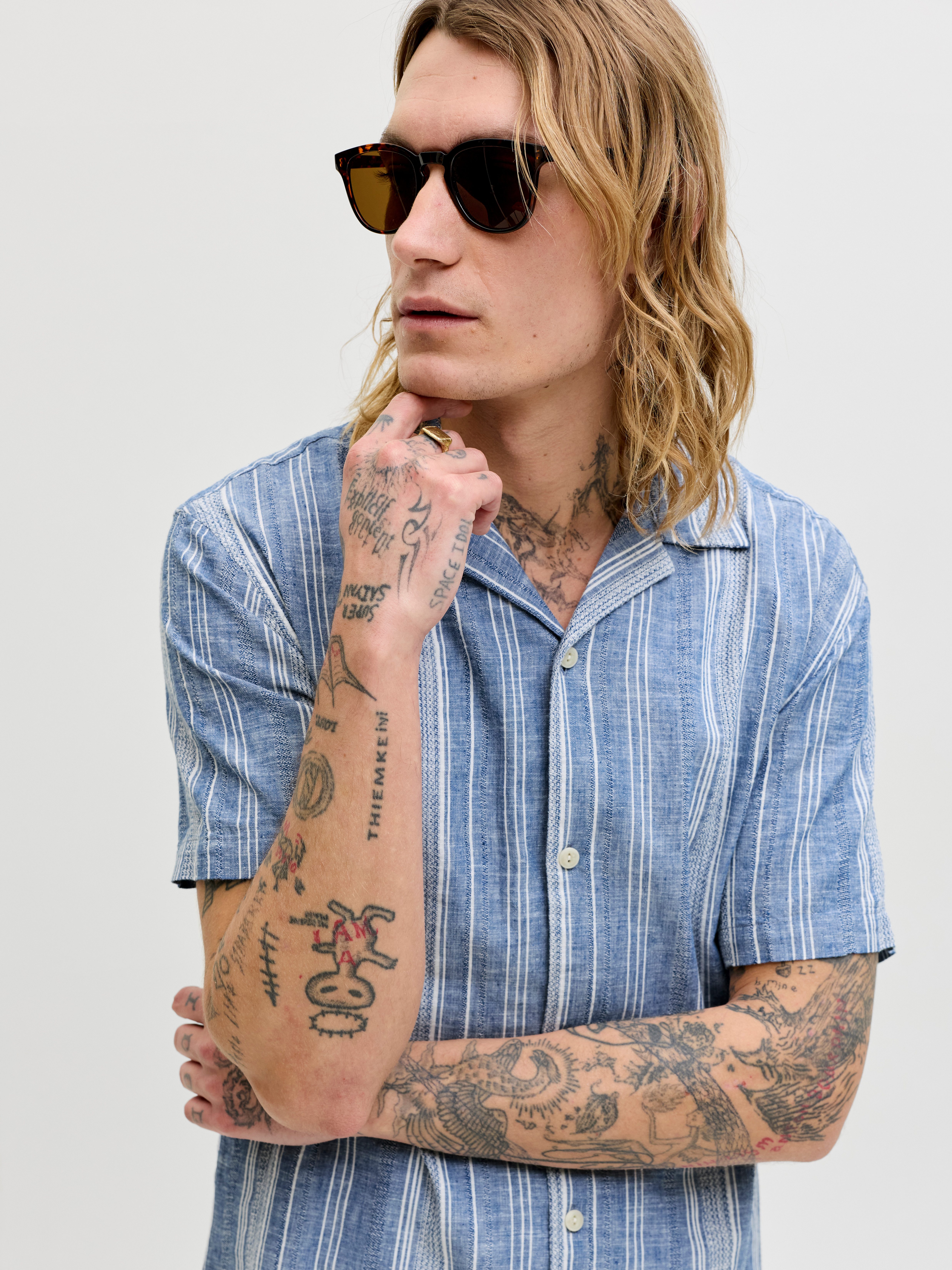 Jack & Jones Kurzarmhemd JPRBLUSUMMER LIN. BLEN DOBBY SS SHIRT SN