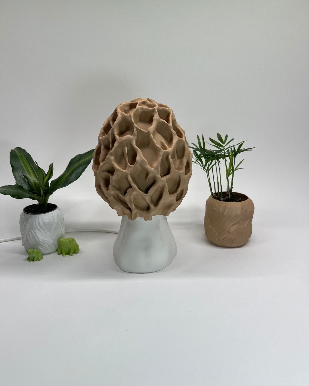 Roomberry LED Tischleuchte Morchel Pilz Lampe, Tischleuchte mit E27 Fassung & Kippschalter, LED wechselbar, Je nach Leuchtmittel Tageslicht - warmweiß, sanfte Lichtverteilung