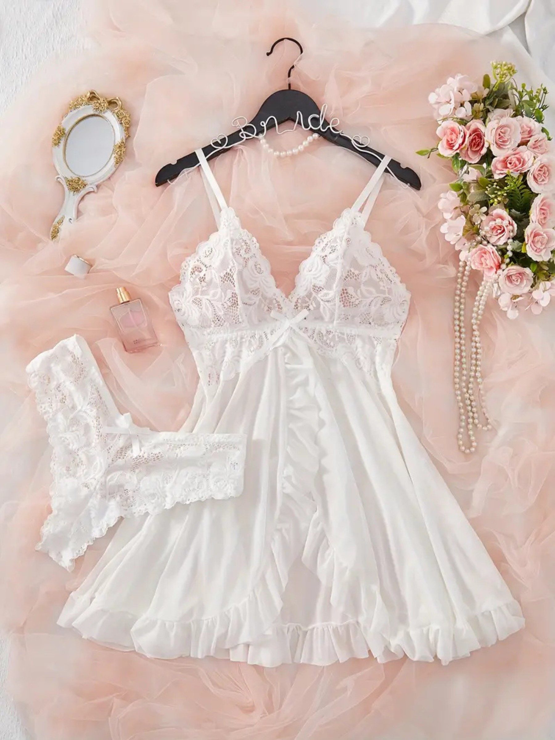 Elegant Love Nachthemd Elegantes Negligee Set – Transparente Dessous mit Spitze und Slip (Set, 2-tlg., mit Panty) Sexy Babydoll mit Tanga– Sinnliche Reizwäsche für besondere Momente