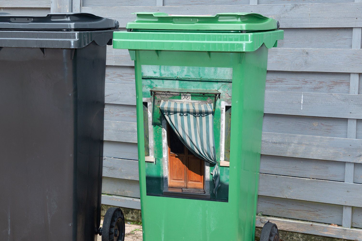 (1 - - Mülleimer-aufkleber, - - Fensterläden Wandsticker Container, Architektur MuchoWow Sticker, Tür St), Haus Abfalbehälter Mülltonne, Grün