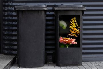 MuchoWow Wandsticker Schmetterling - Botanisch - Blume (1 St), Mülleimer-aufkleber, Mülltonne, Sticker, Container, Abfalbehälter