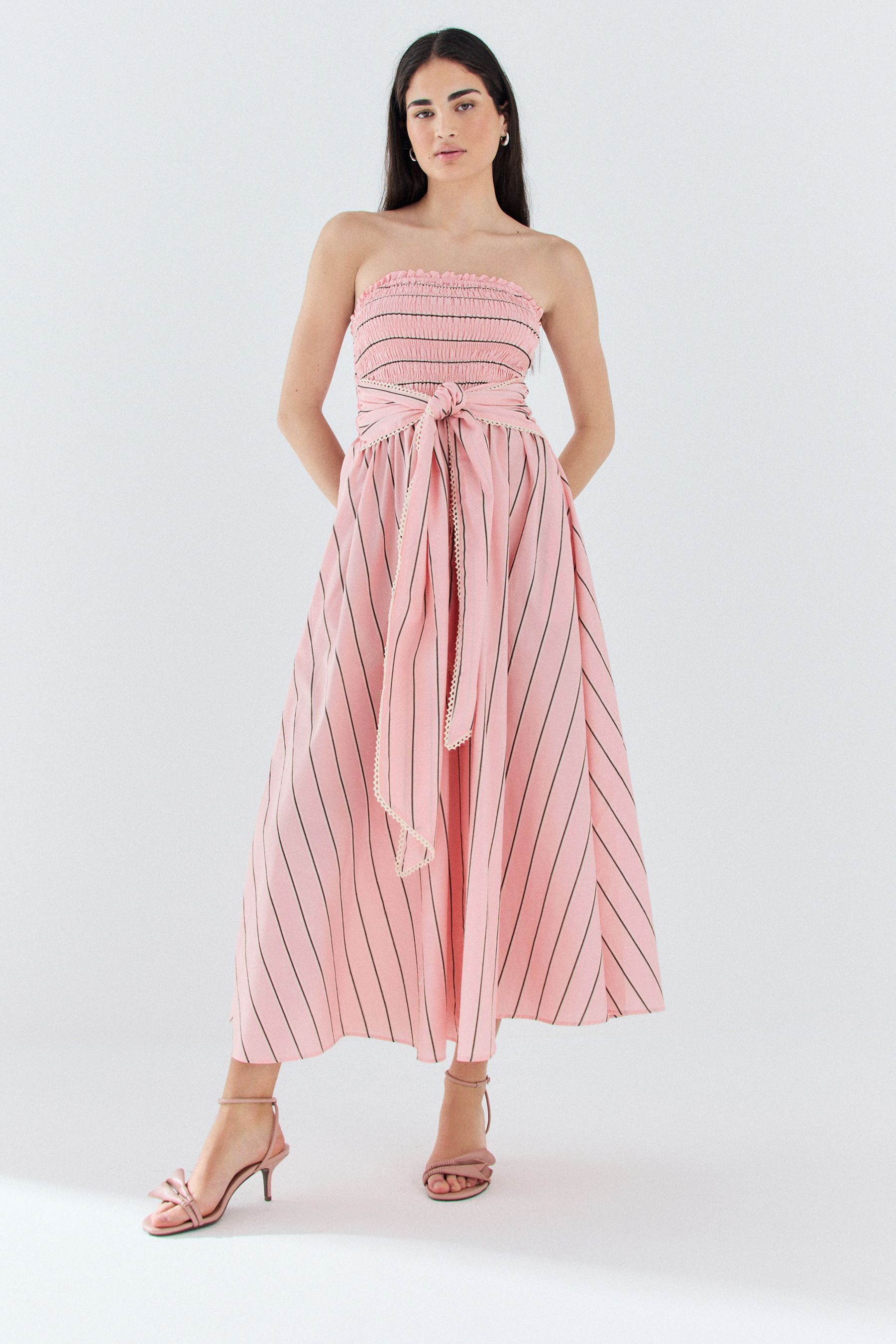 Next Midikleid Festliches Bandeau-Midikleid mit gerafftem Mieder (1-tlg) – Bild 5 von 5