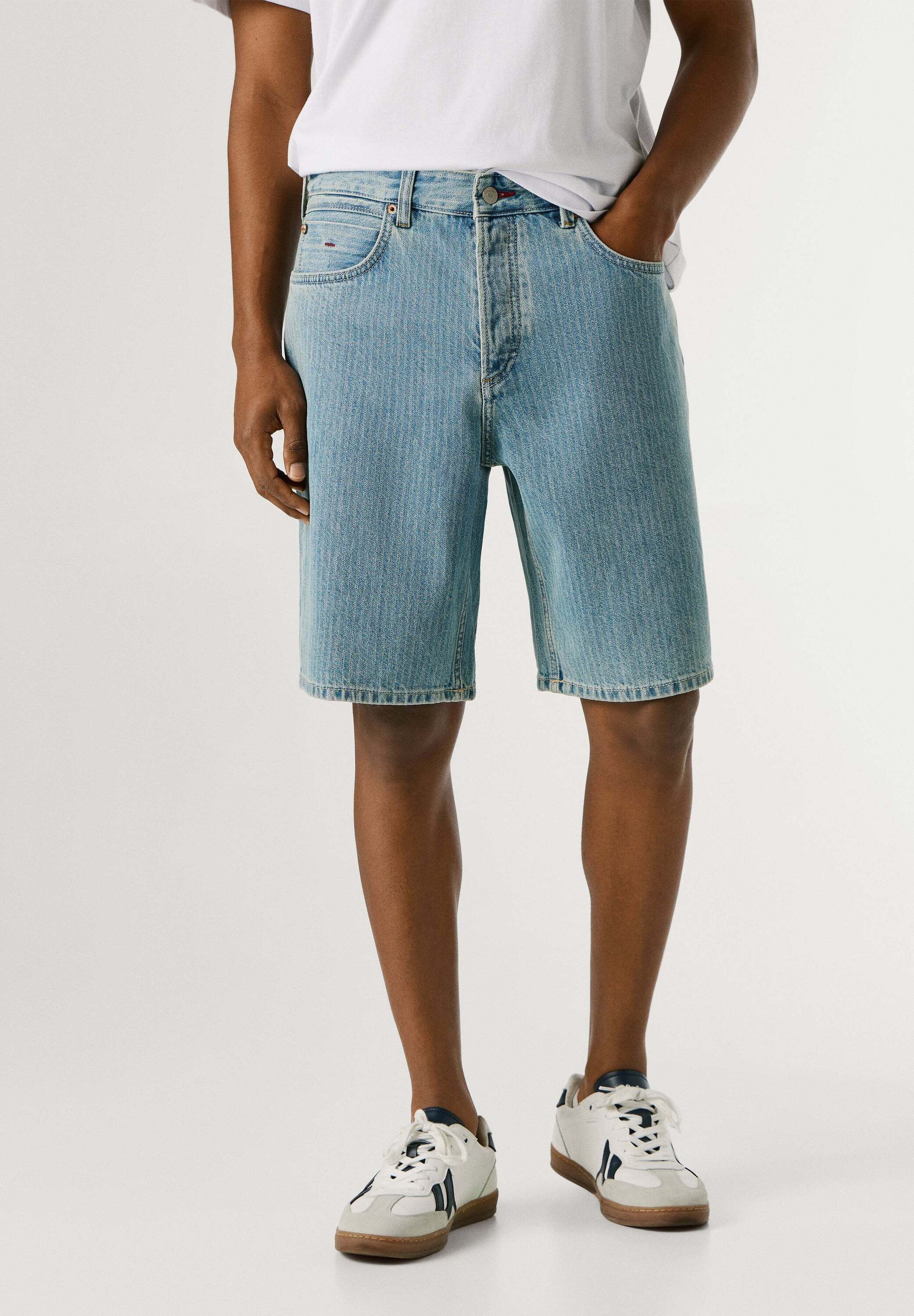 Pepe Jeans Shorts shorts LOOSE TAPERED SHORT HELIX STRIPED